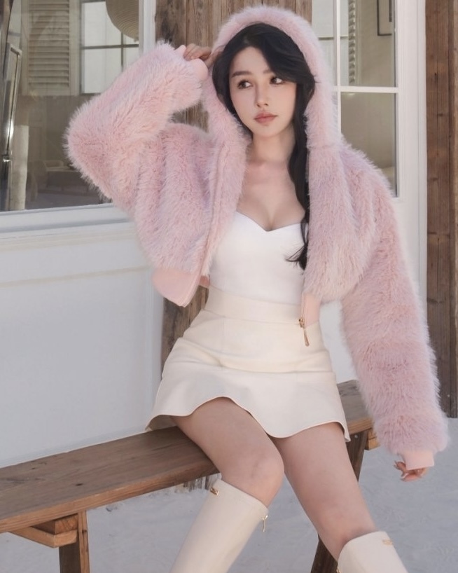 訂製-質感澎澎毛連帽短外套