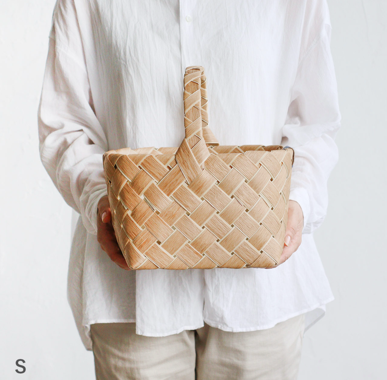 KURV（庫爾夫）橢圓形手柄籃子S