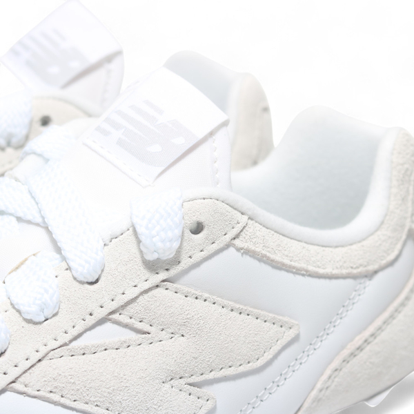 NEW BALANCE 休閒鞋 RC42 白米灰 麂皮 復古 德訓鞋 男女 URC42CW