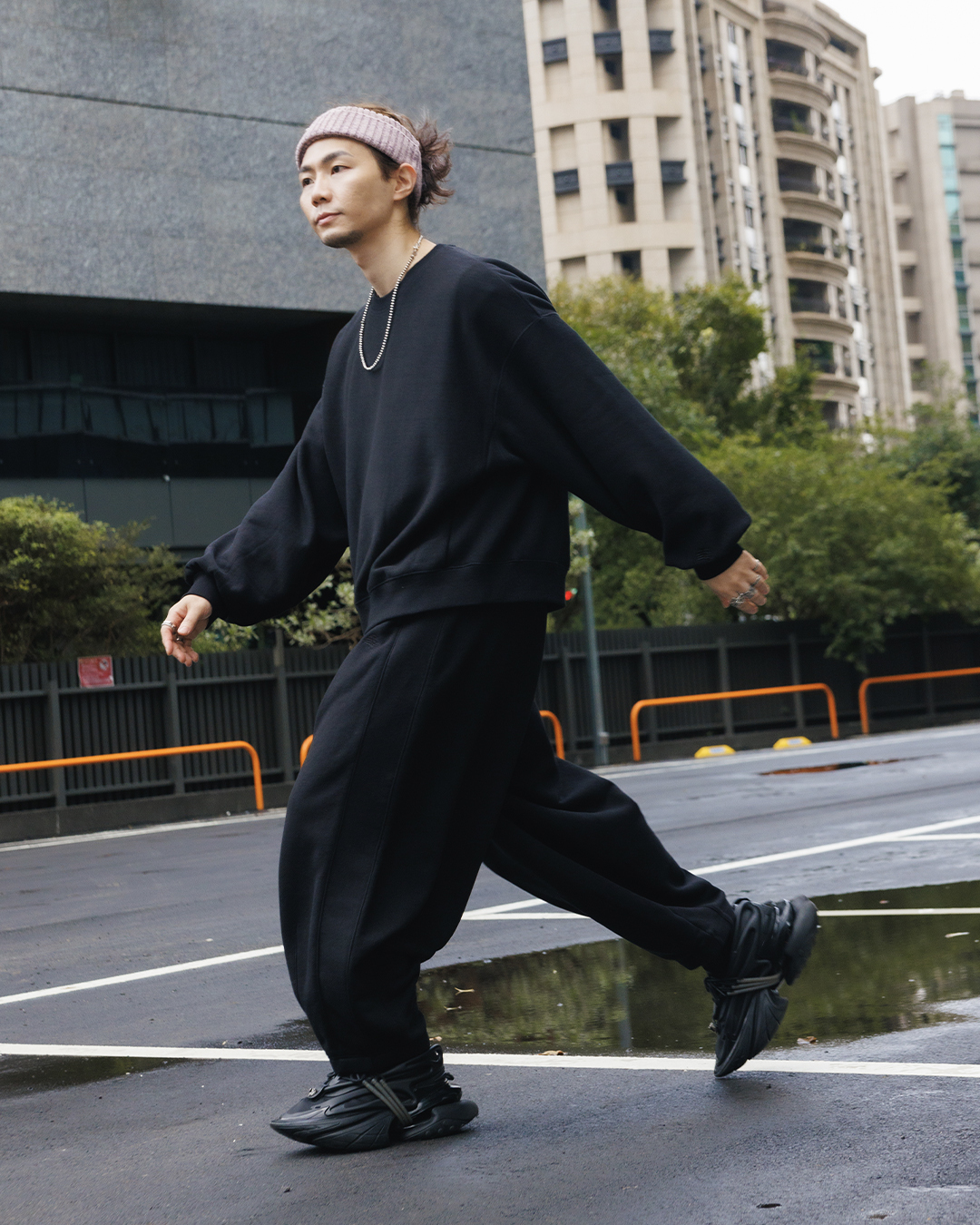 柔軟手感 側邊內襯設計 繭型寬棉褲－低調黑