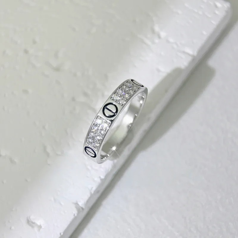 寬版符號鑲鑽戒指