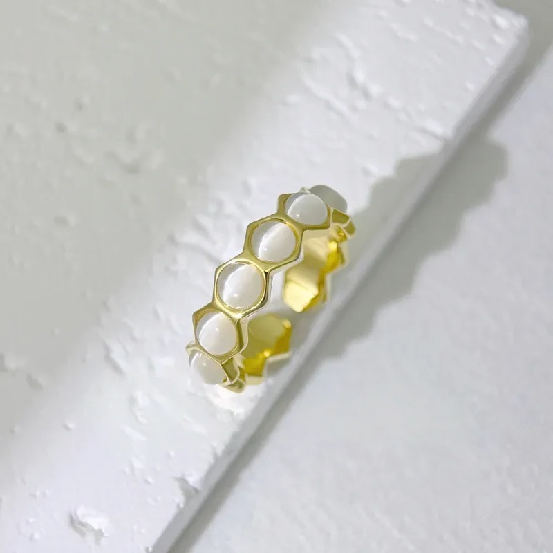 貓眼石半鑲戒指