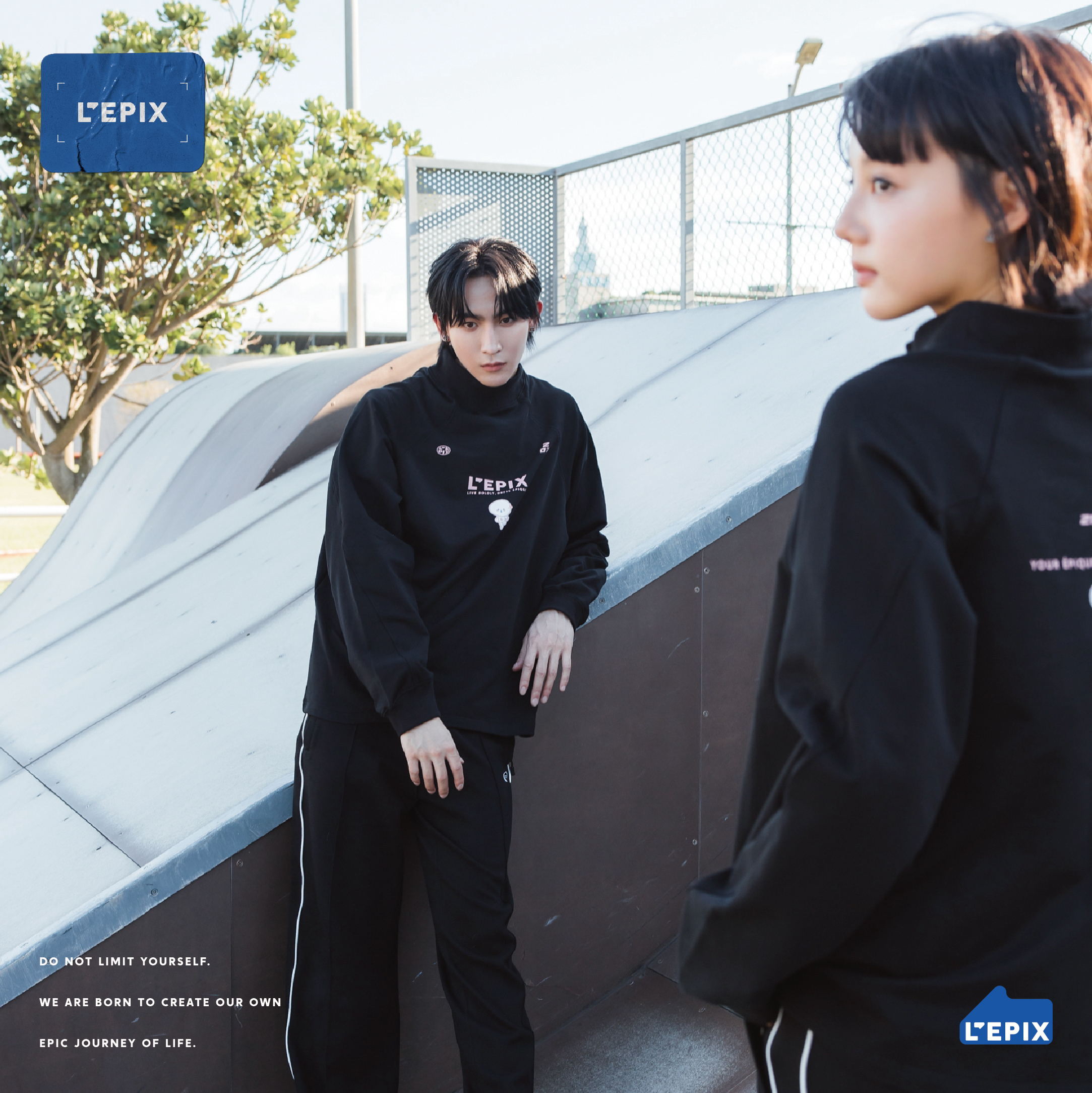L'EPIX Female Artist Long Sleeve 24 A/W 小高領大學T