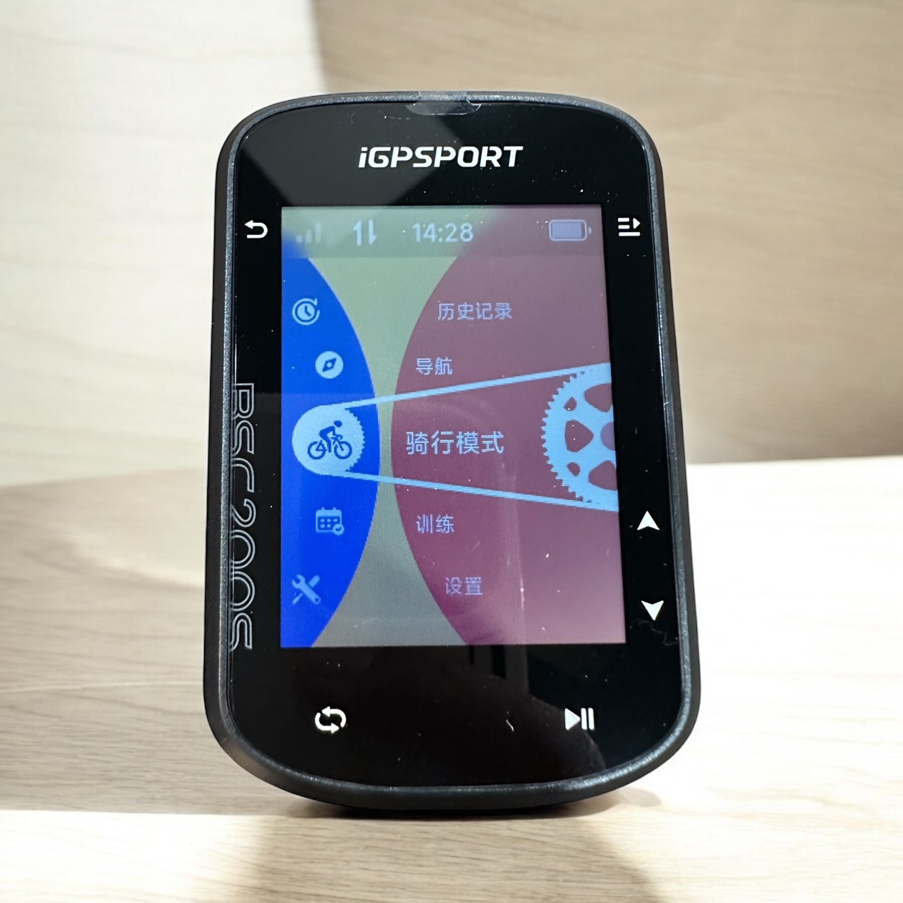 iGPSport BSC200S 彩色螢幕 GPS 衛星定位 智慧型碼錶