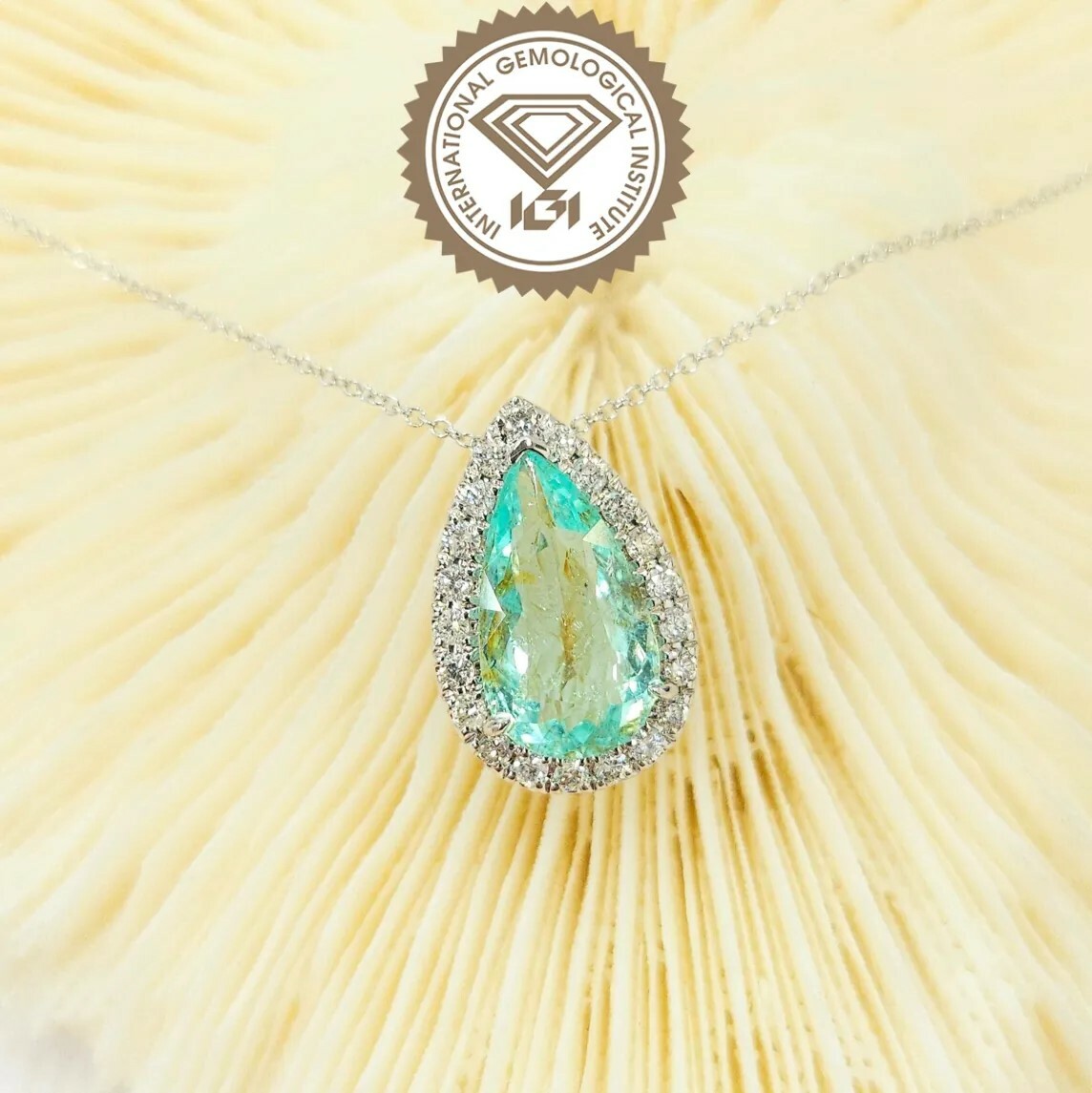 18K White Gold 2.41ct Paraiba and Diamond Pendant