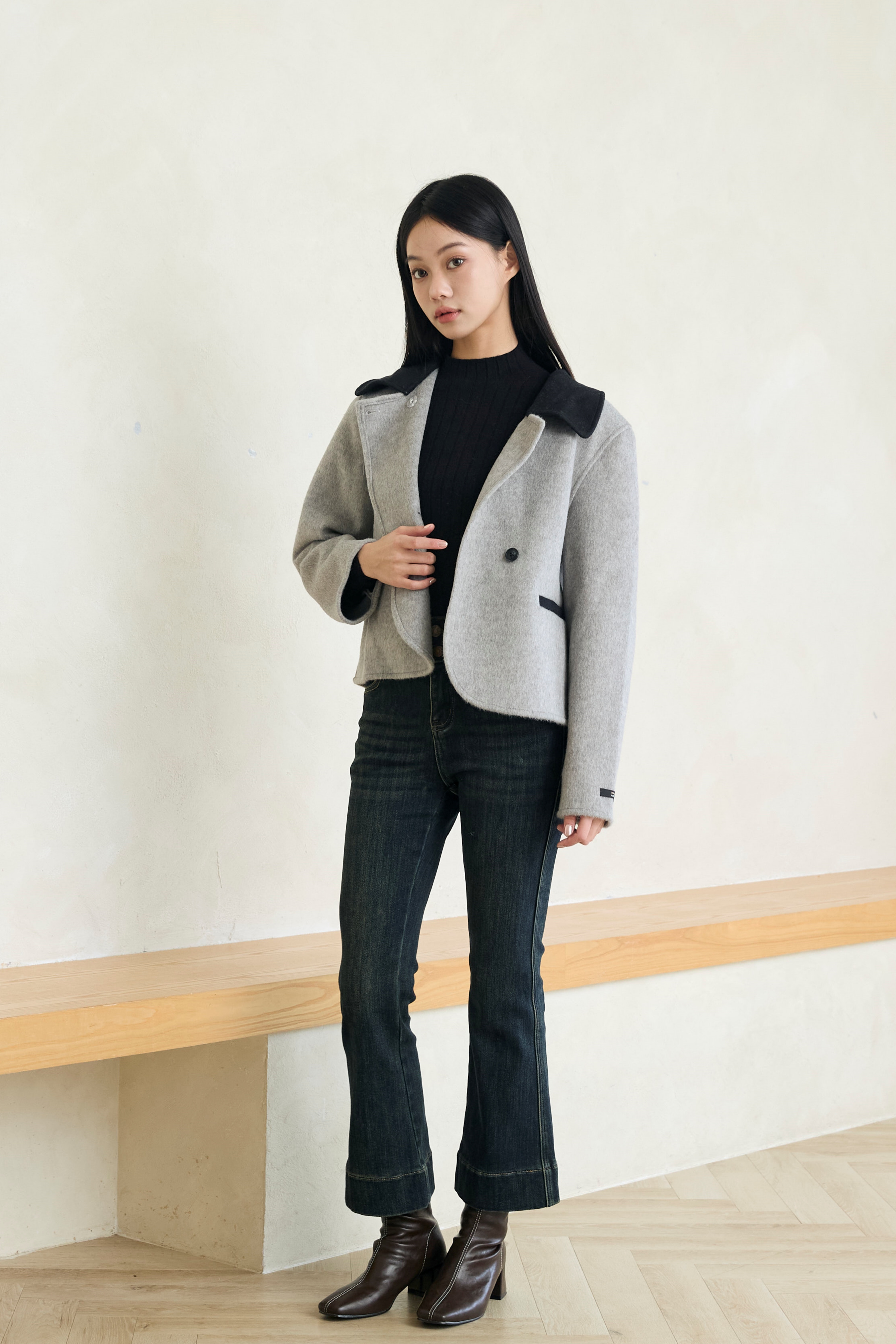 復古翻領毛呢短版大衣(5%羊毛）