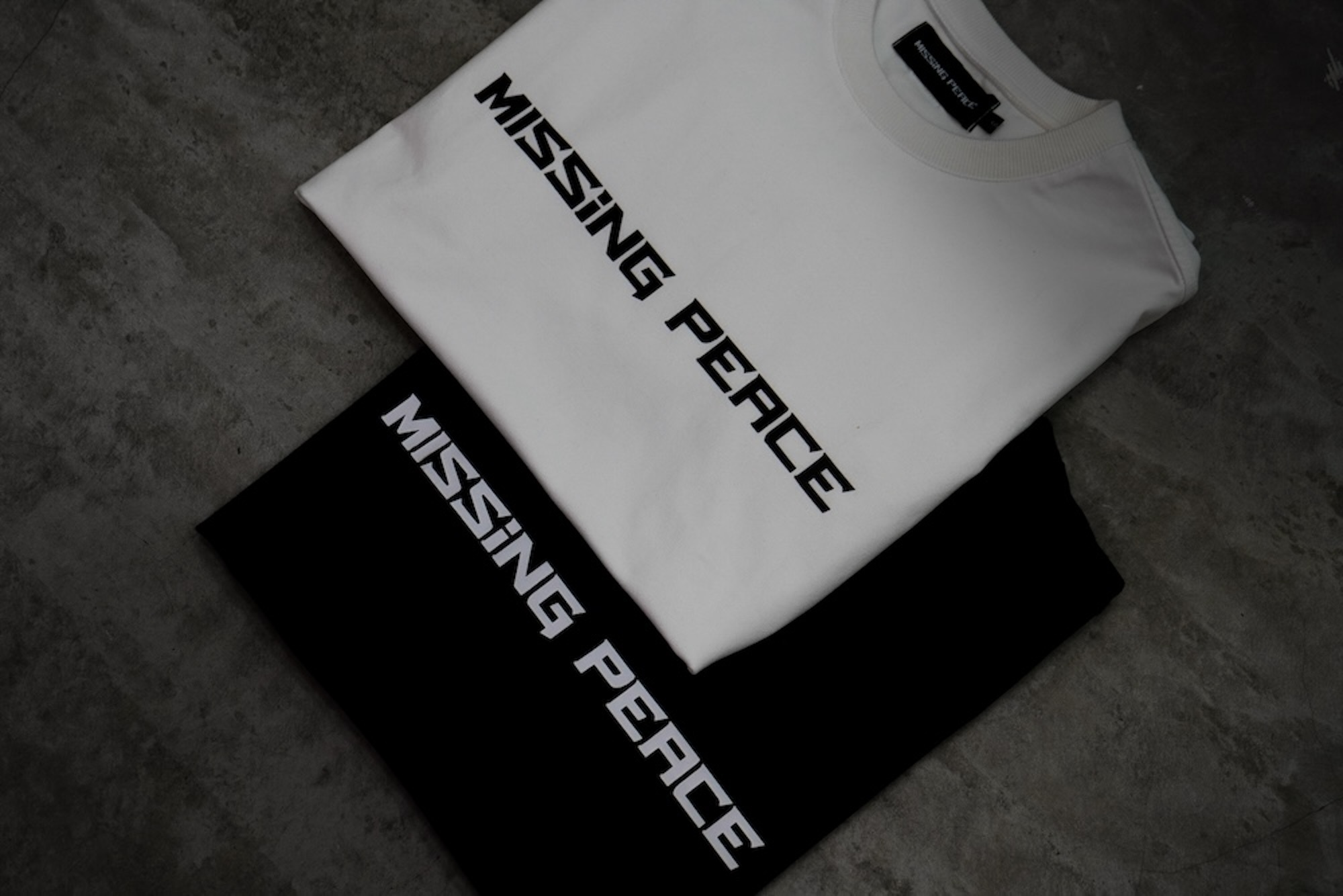 MP1 - MISSiNG PEACE - THE 1st LOGO Tee Black