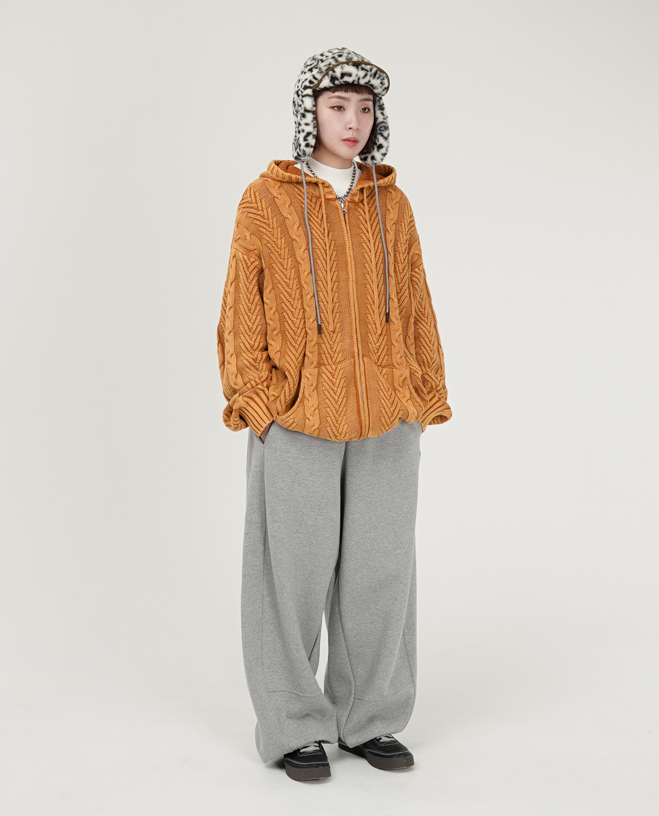 粗麻花水洗拉鍊外套