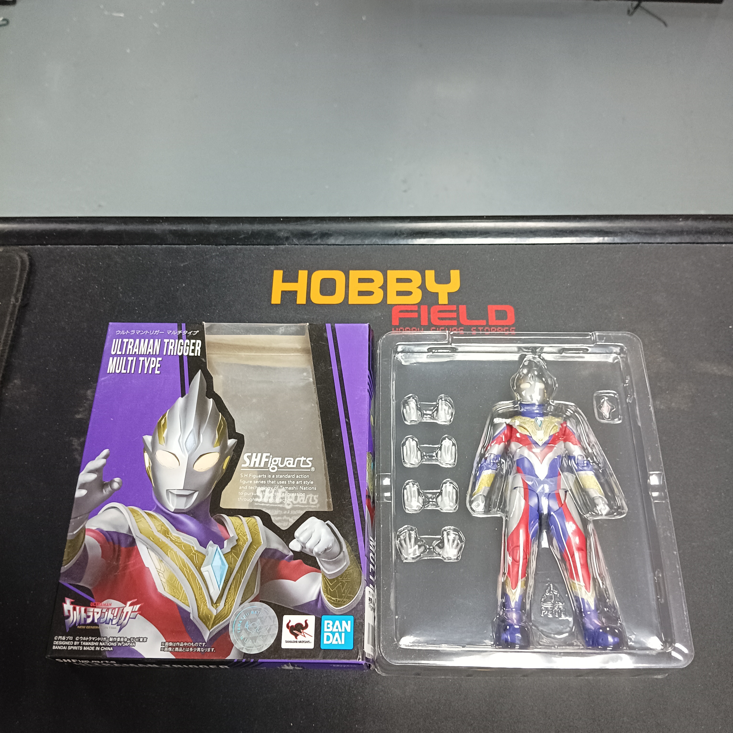 寄賣-Ultraman- SHF Trigger(全能形態)