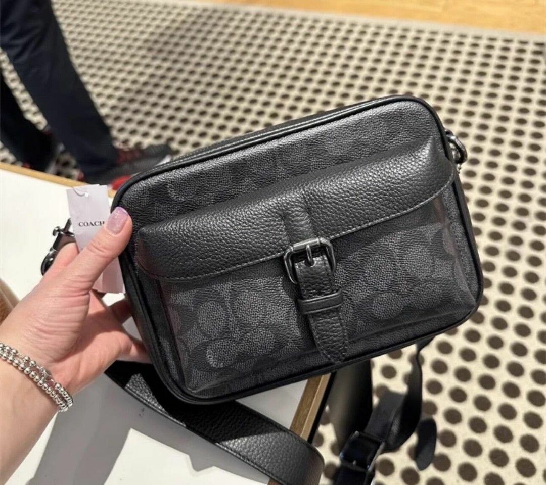 【預訂】Coach Warner Crossbody Bag