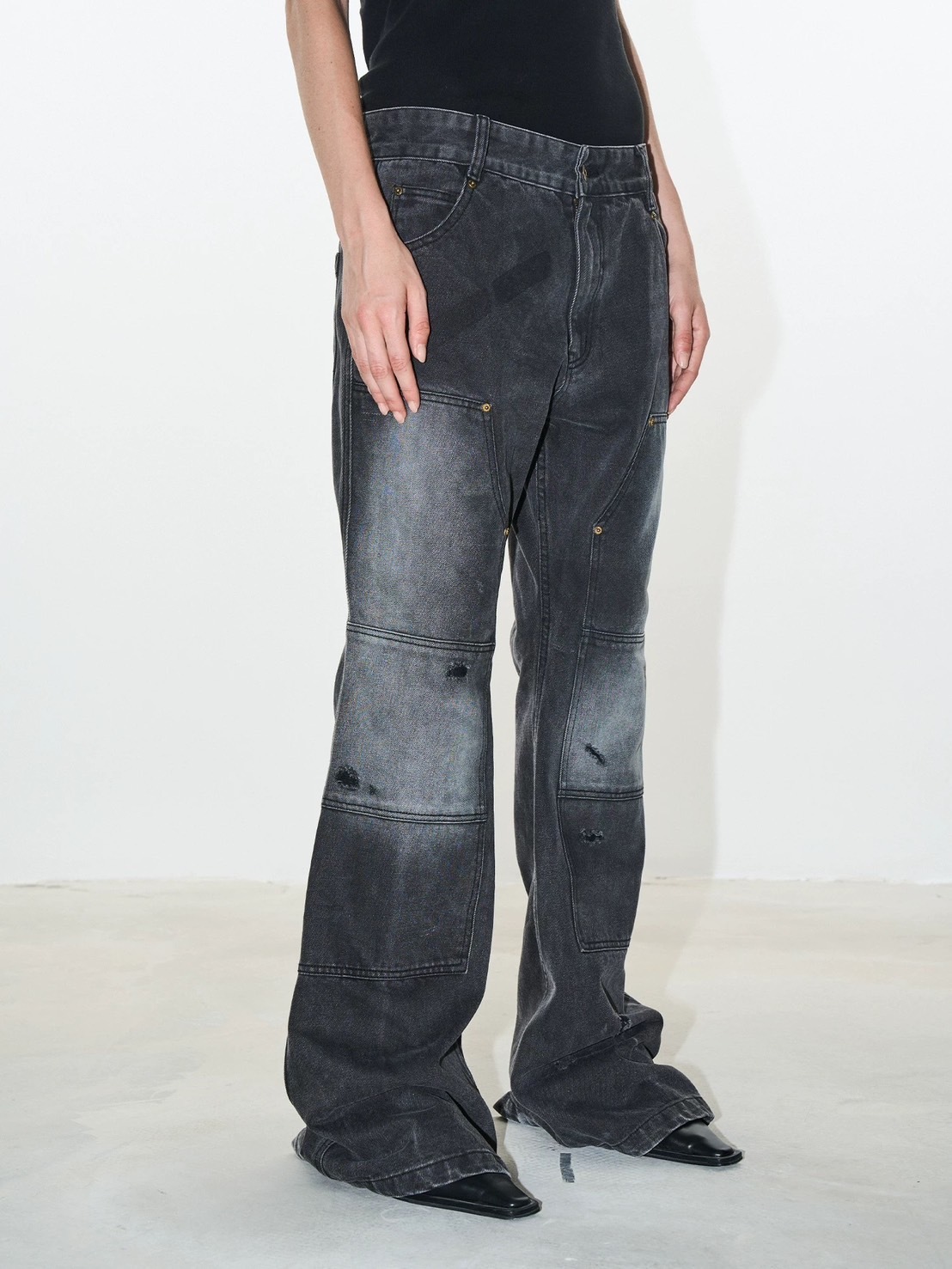 BLINDNOPLAN 黑灰水洗  做舊刷破 微喇伐木褲