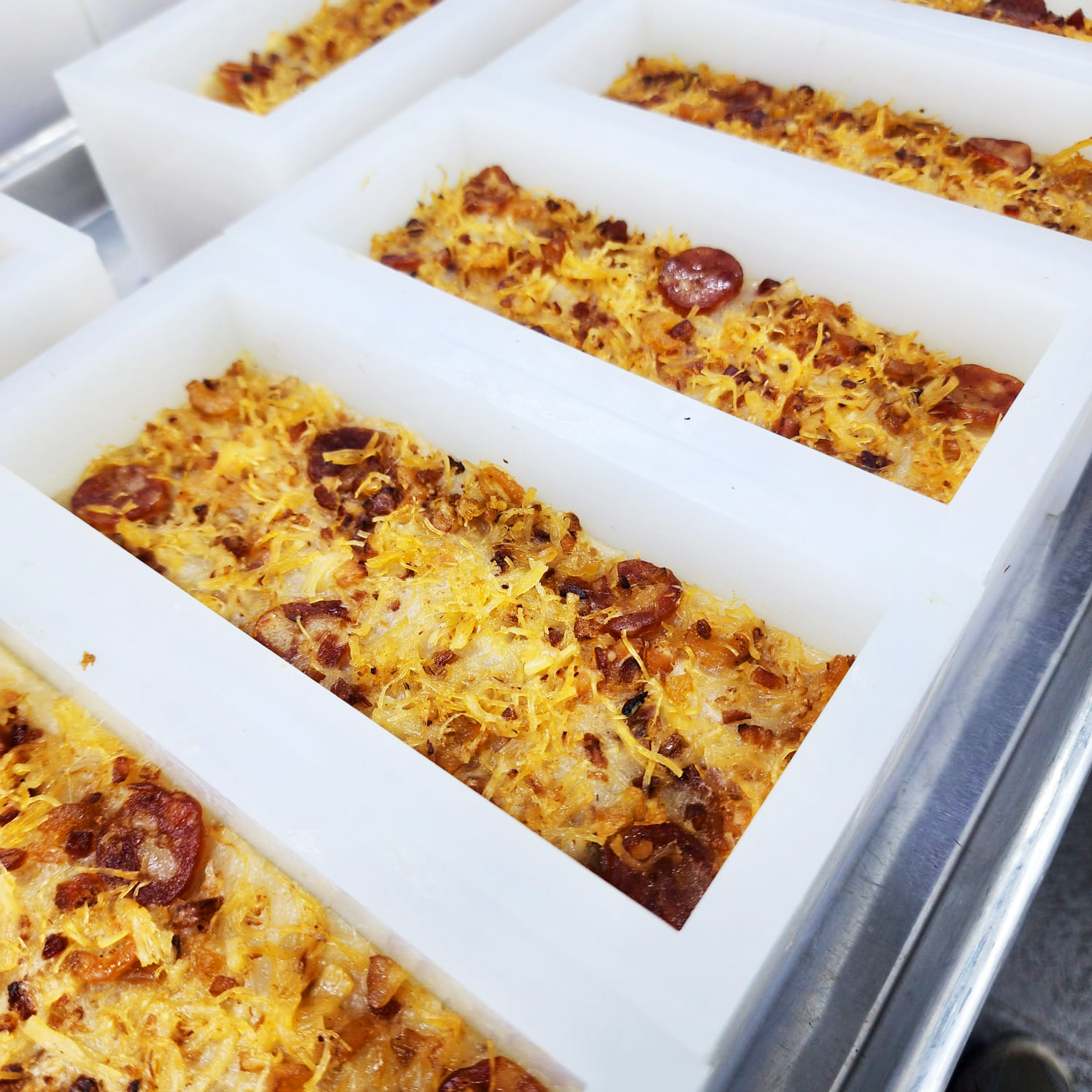 本地無激素臘腸臘肉蘿蔔榚--禮盒裝(約600g)