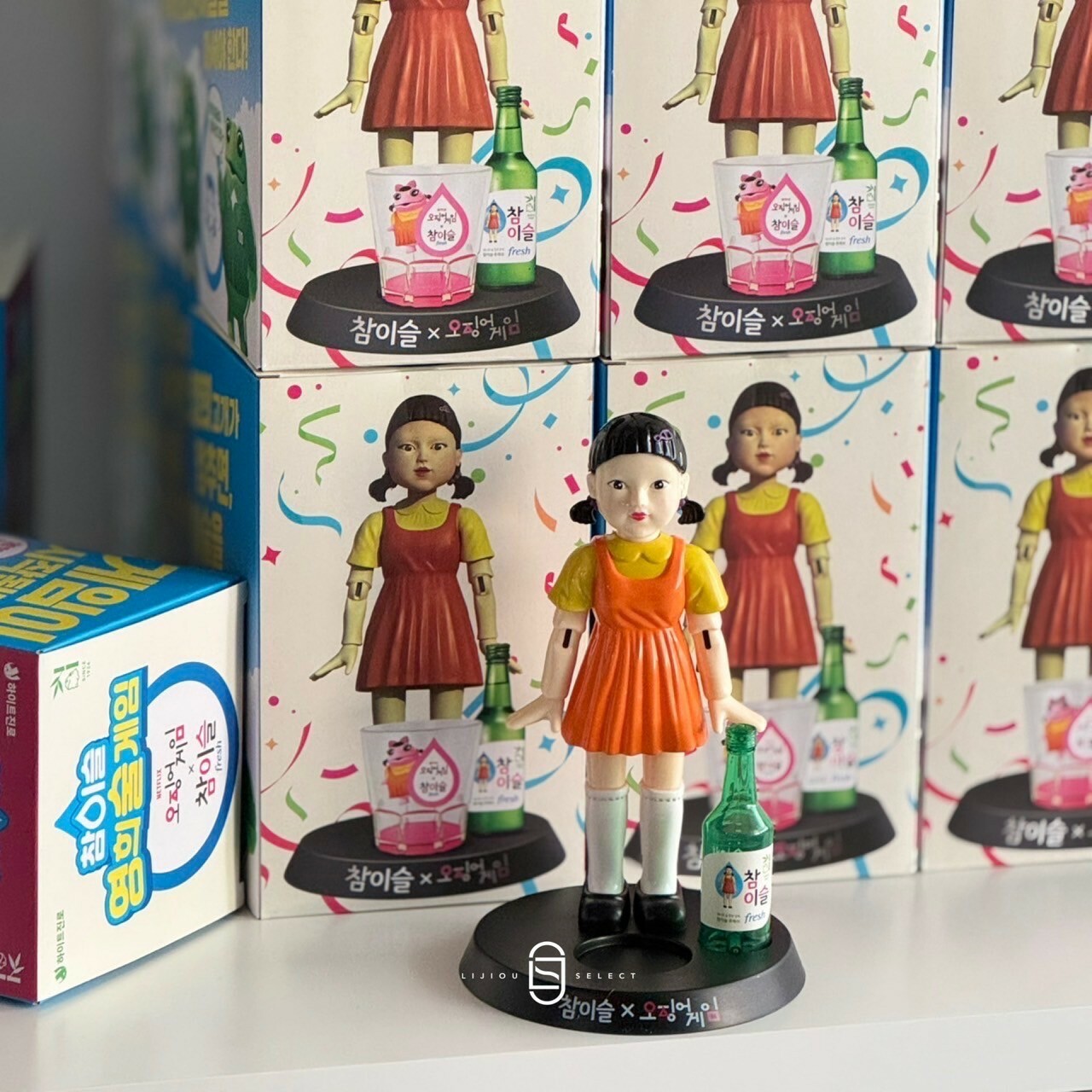 魷魚遊戲 x 韓國真露燒酒 Younghee 英熙娃娃 英熙酒架杯 酒桌玩具