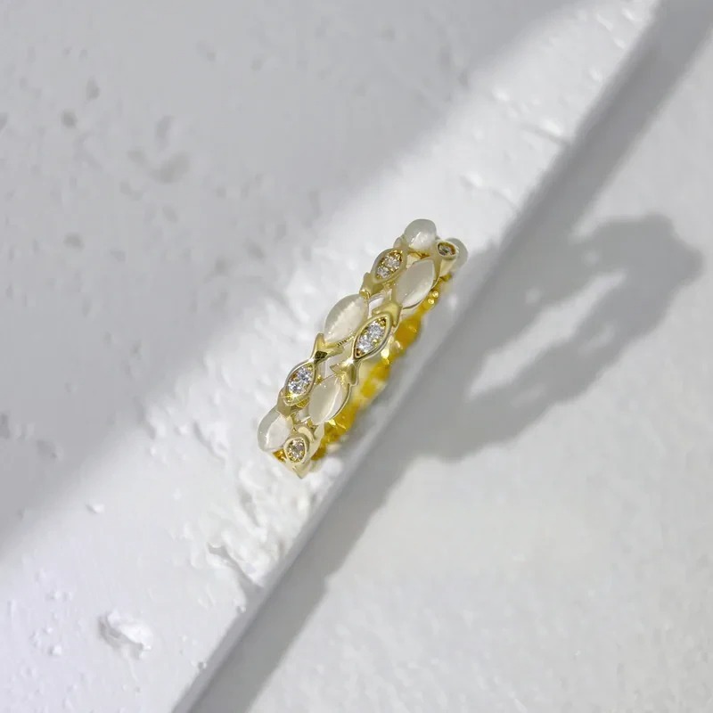 雙圈母貝鑲鑽戒指