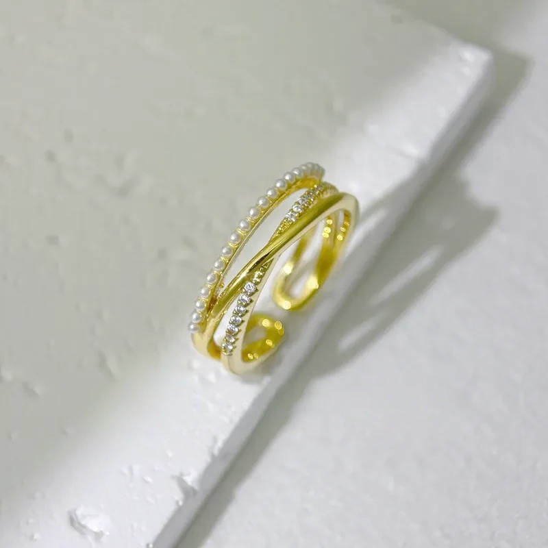 珍珠鑲鑽交叉戒指