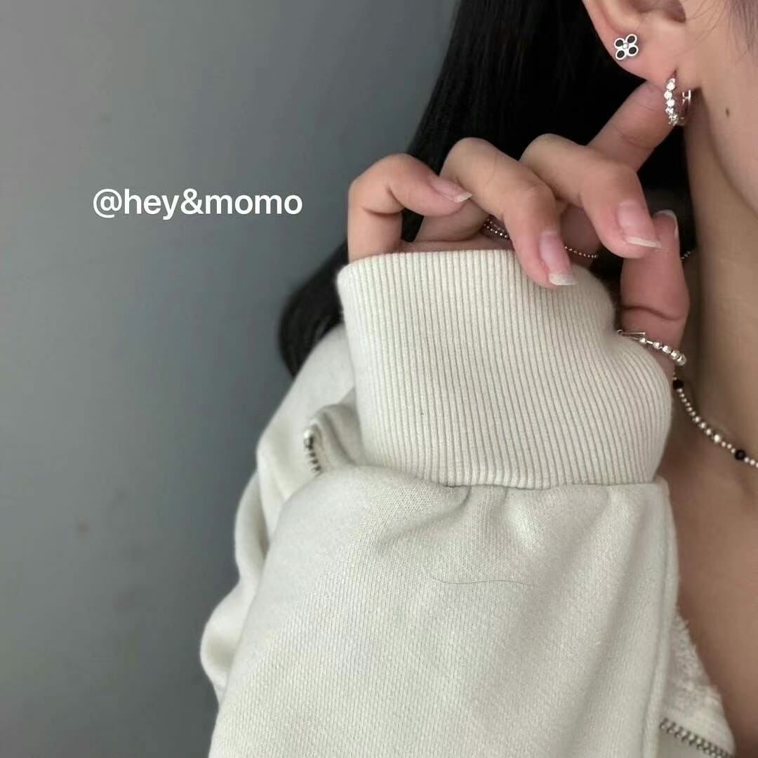 HM3413 ⚪️925 銀 微鑲鑽波浪造型耳圈