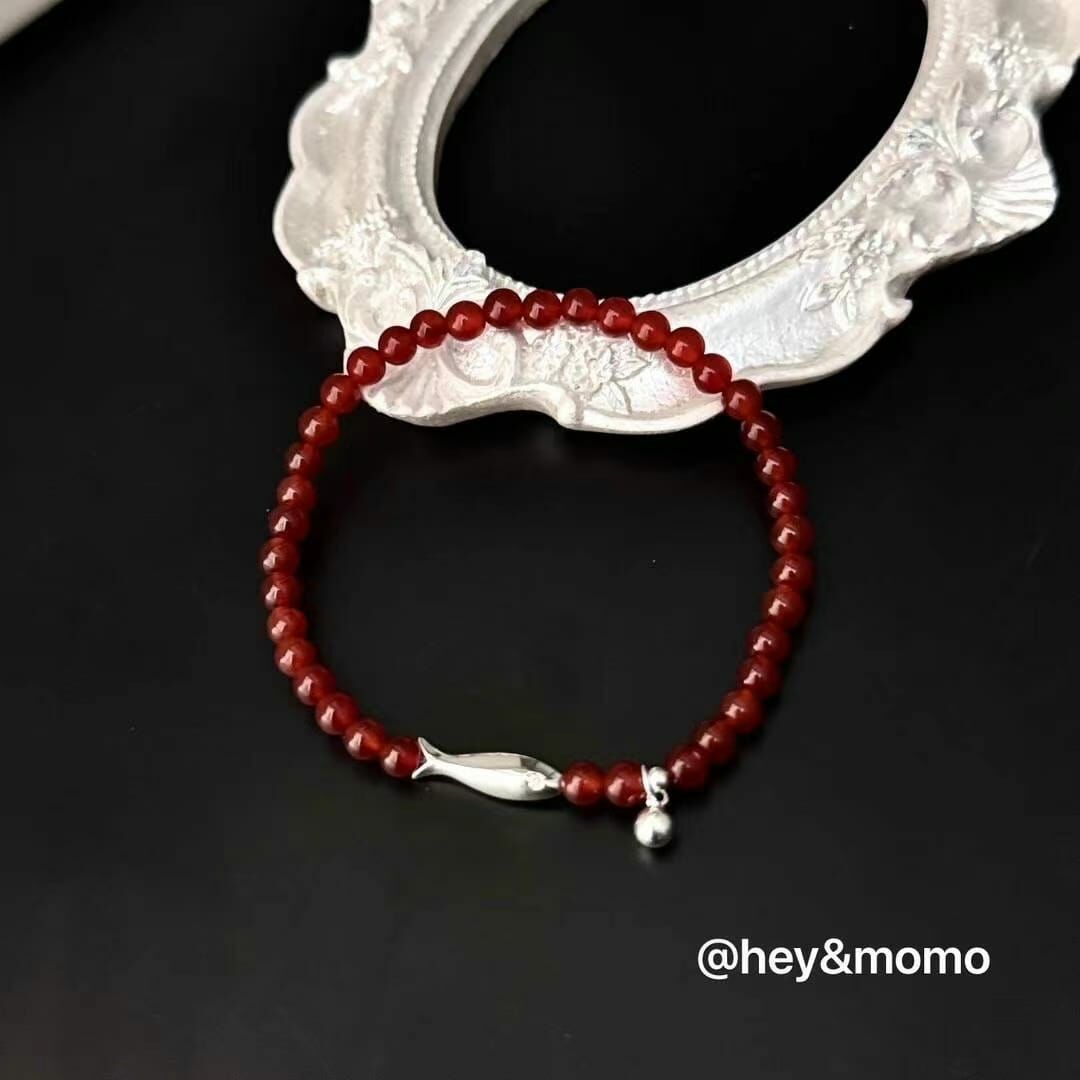 HM3420 ⚪️925 年年有魚紅瑪瑙彈力繩手鍊