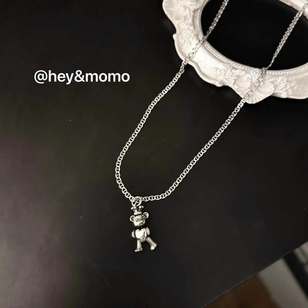 HM3421 ⚪️925 銀 豬鼻鏈➕扭動小熊吊墜 項鍊