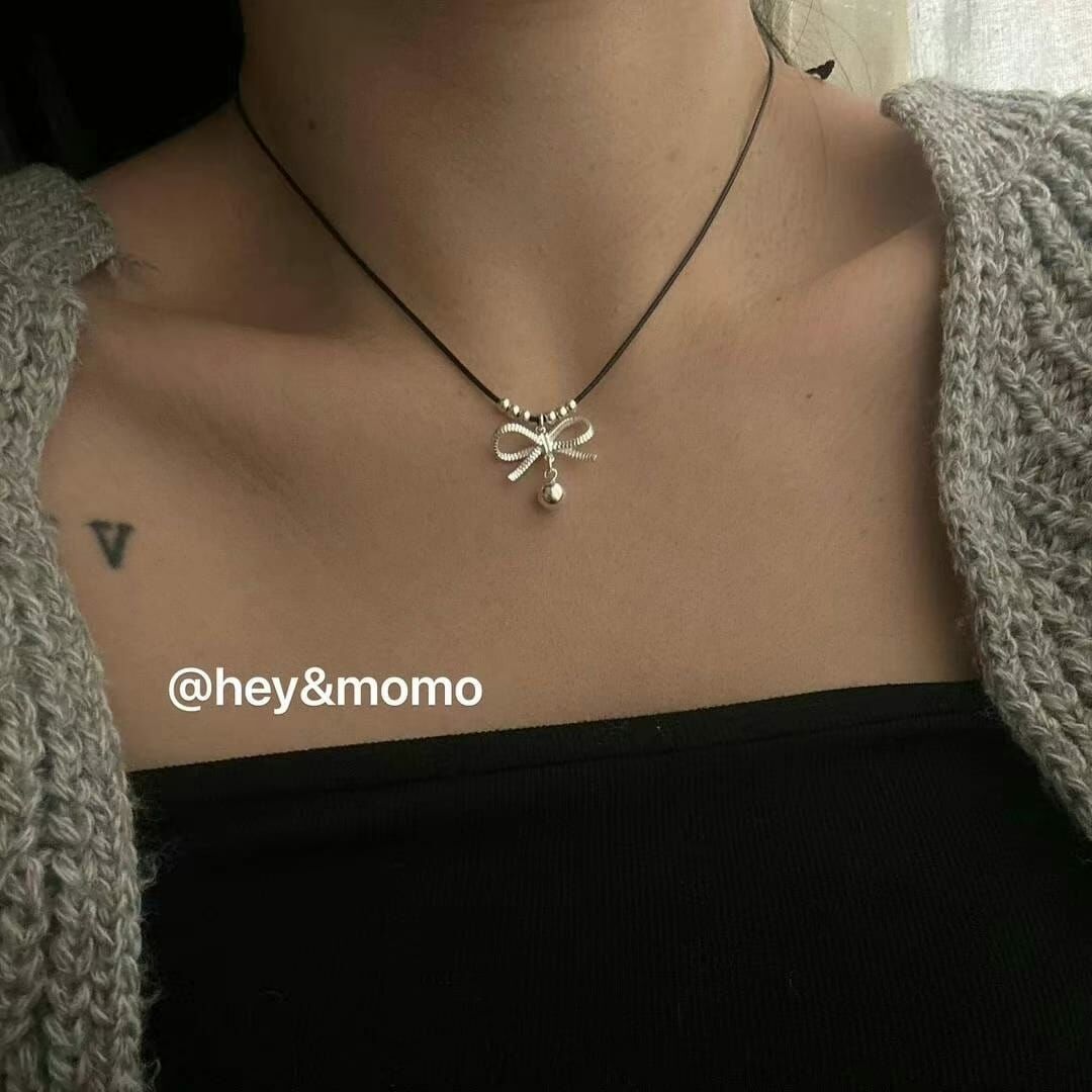 HM3432 ⚪️925 銀 絲綢黑繩➕蝴蝶結吊墜抽拉項鍊