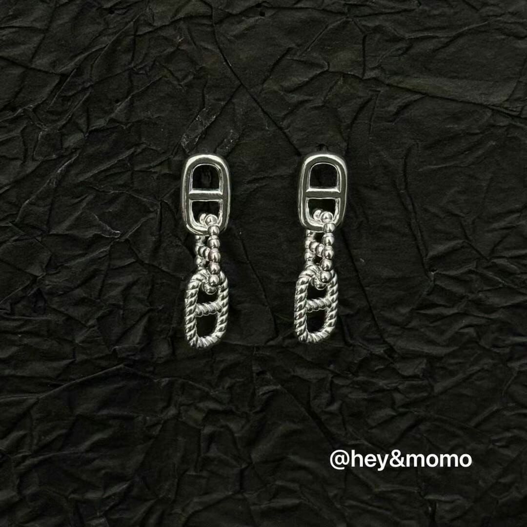 HM3434 ⚪️925 銀 環環相扣重工麻花豬鼻耳環