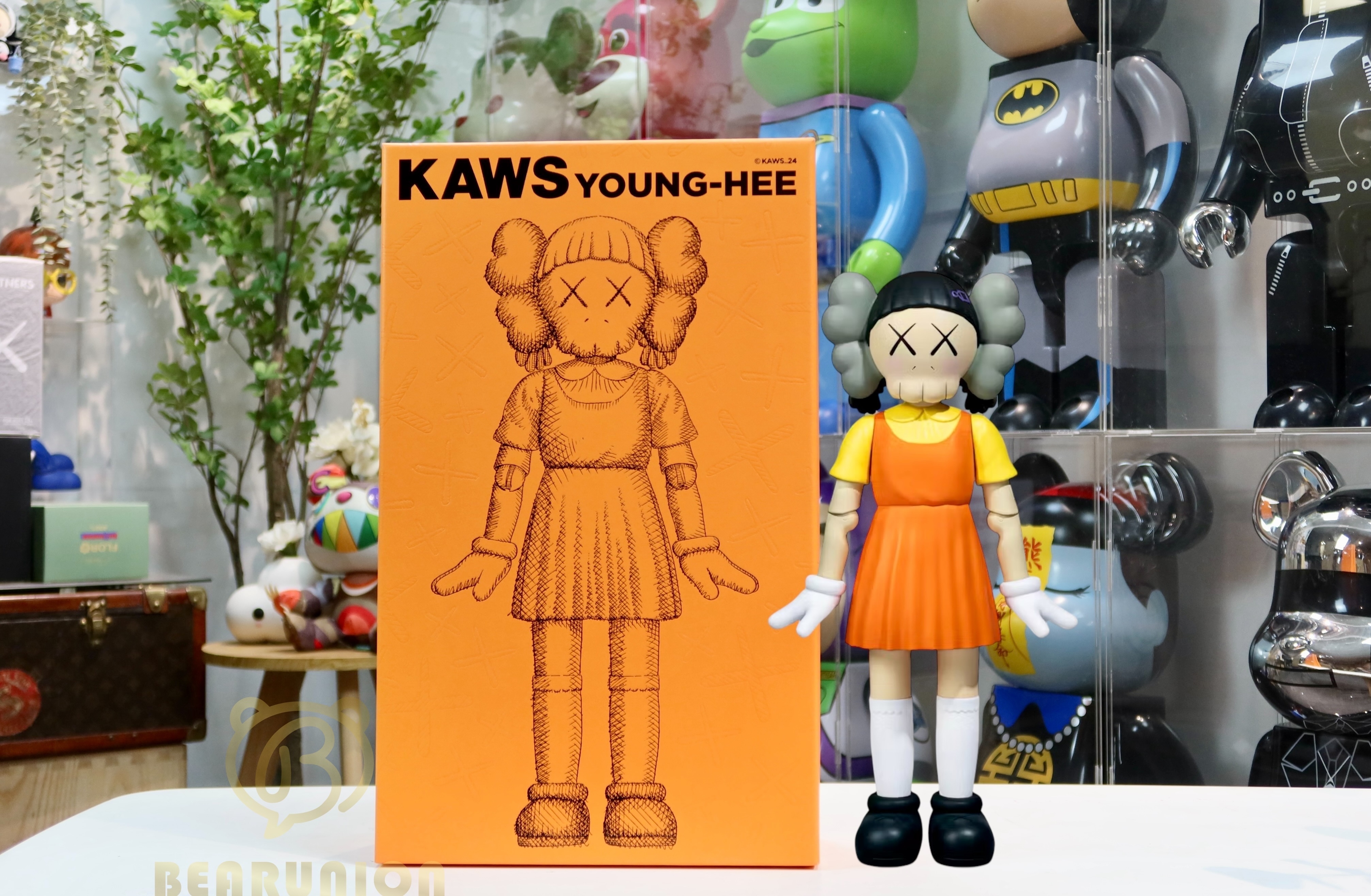 🥇現貨🥇KAWS YOUNG-HEE Figure (Coloured)