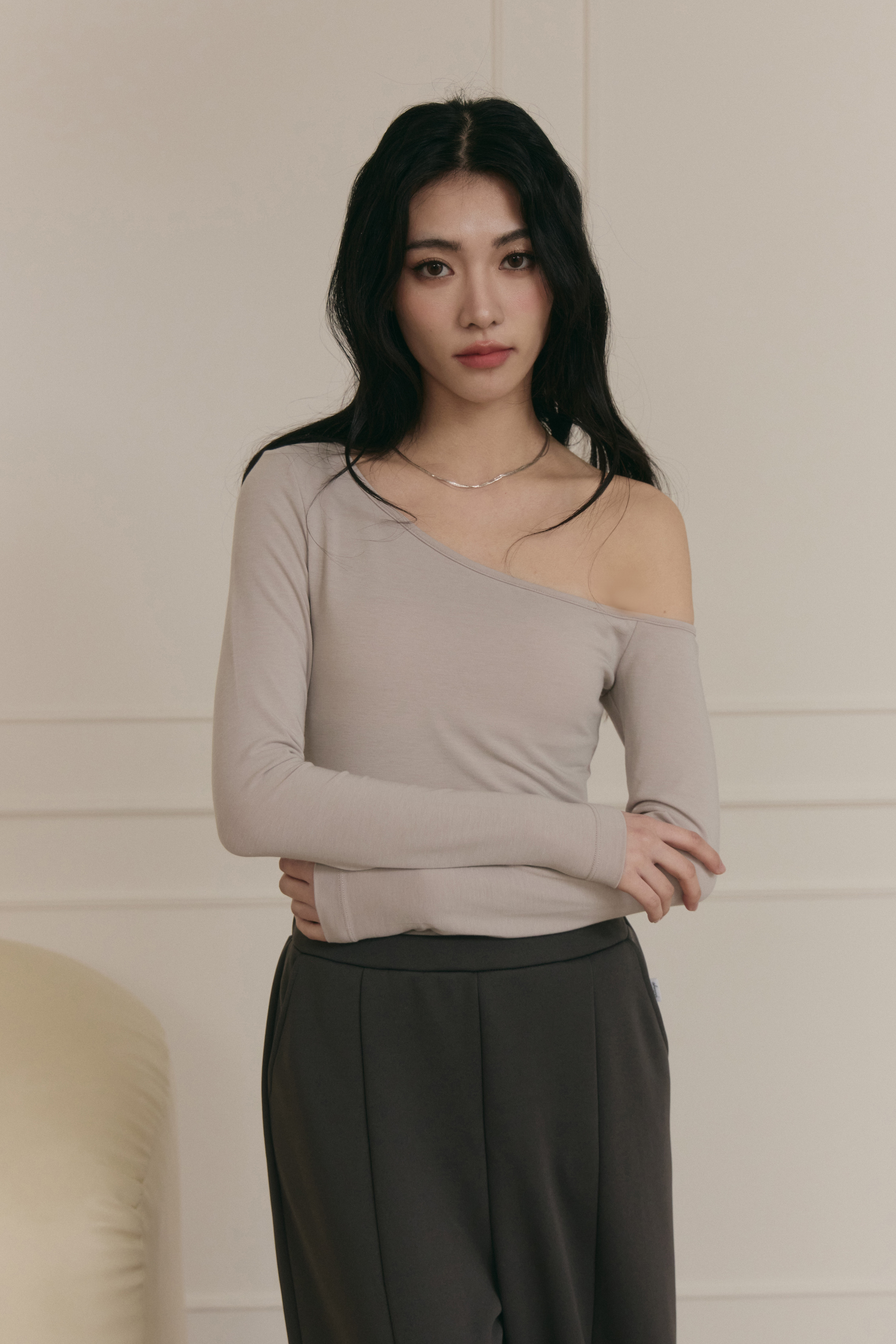 斜肩BRA TOP上衣- 杏