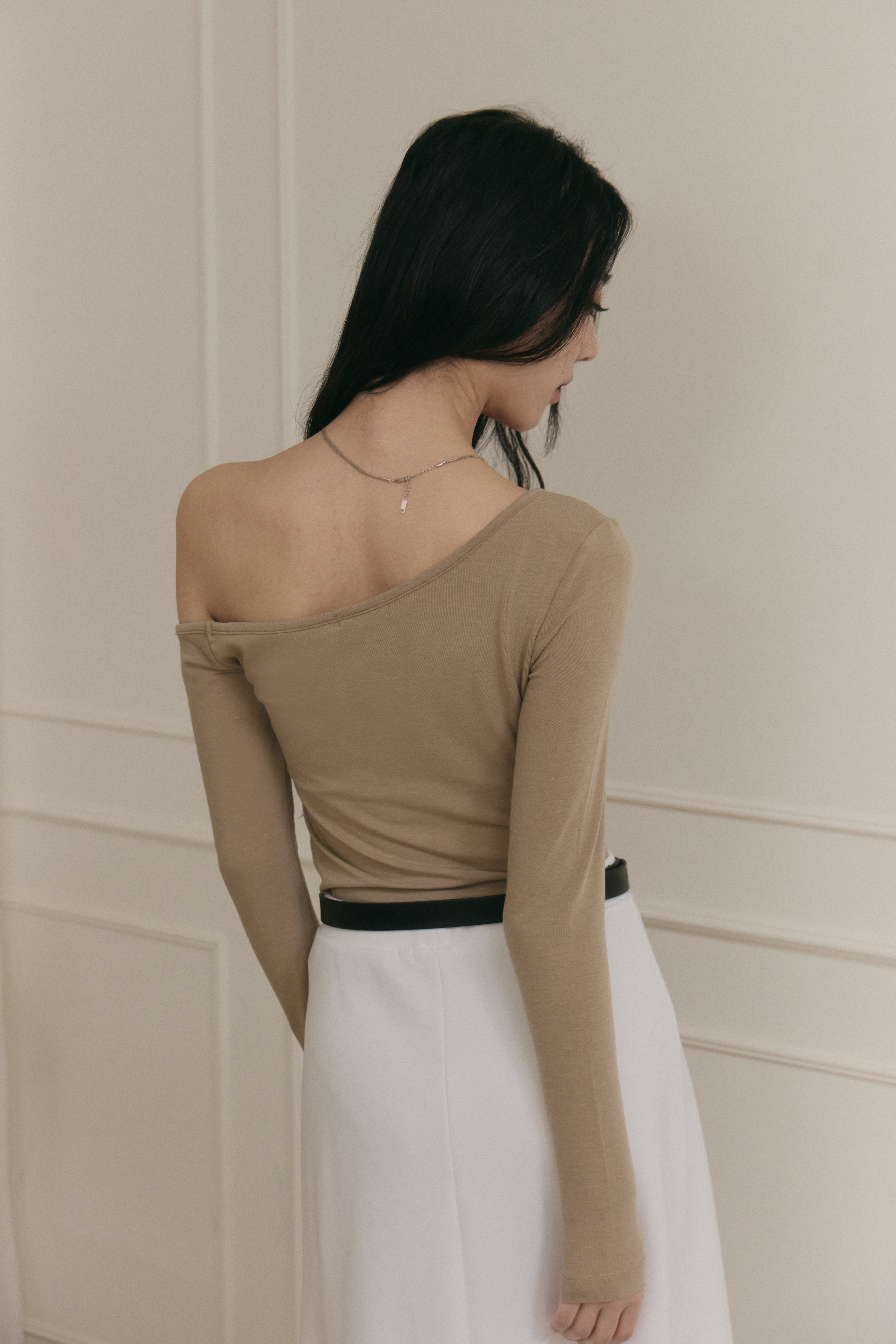斜肩BRA TOP上衣- 卡其