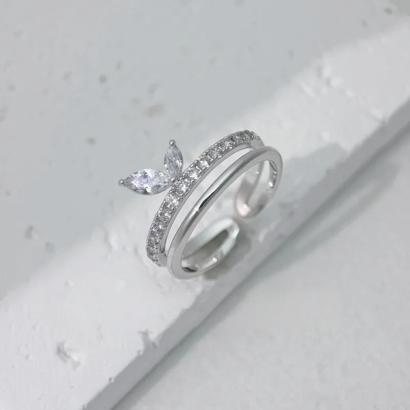 雙圈巾結款鑲鑽戒指