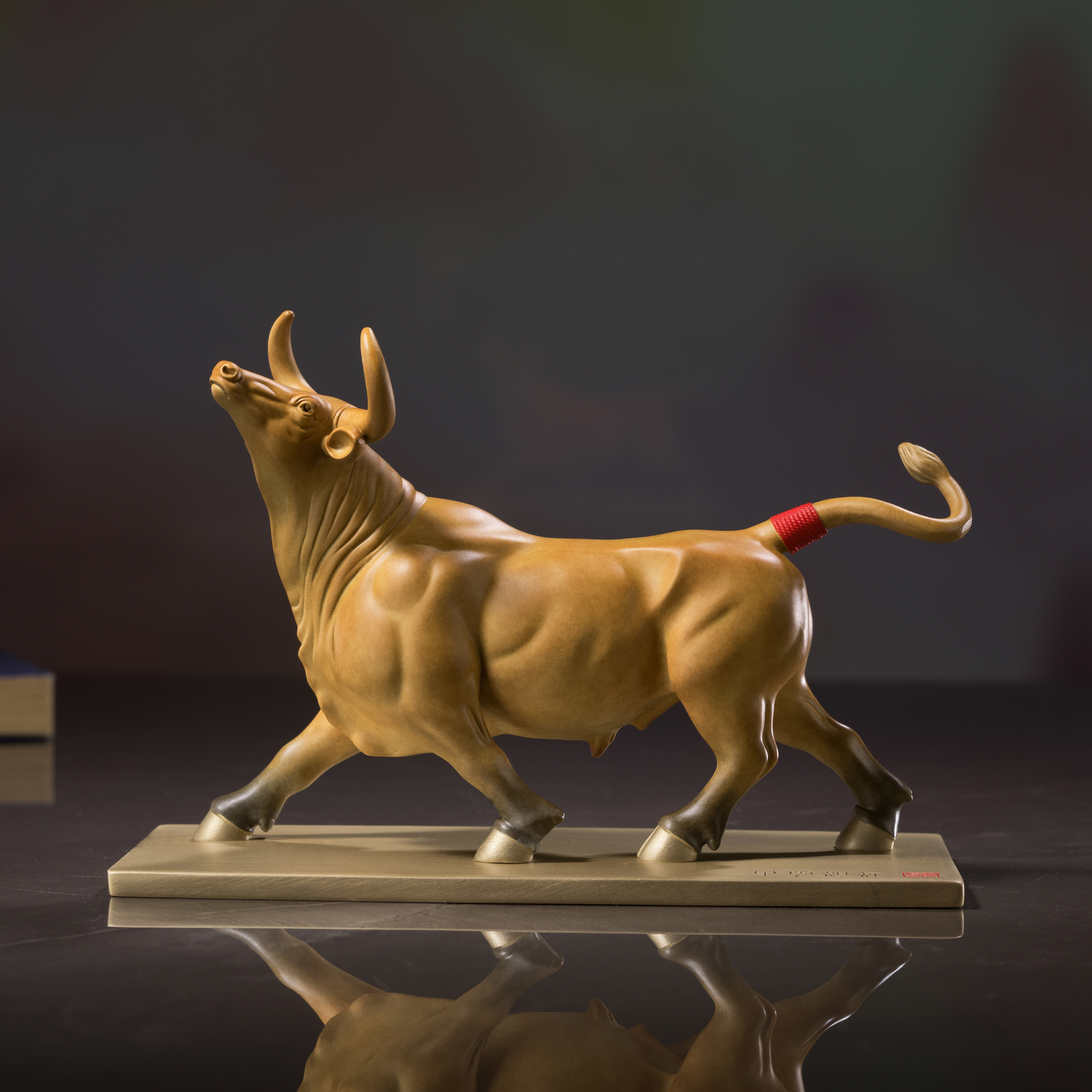 鴻運牛之牛市如虹