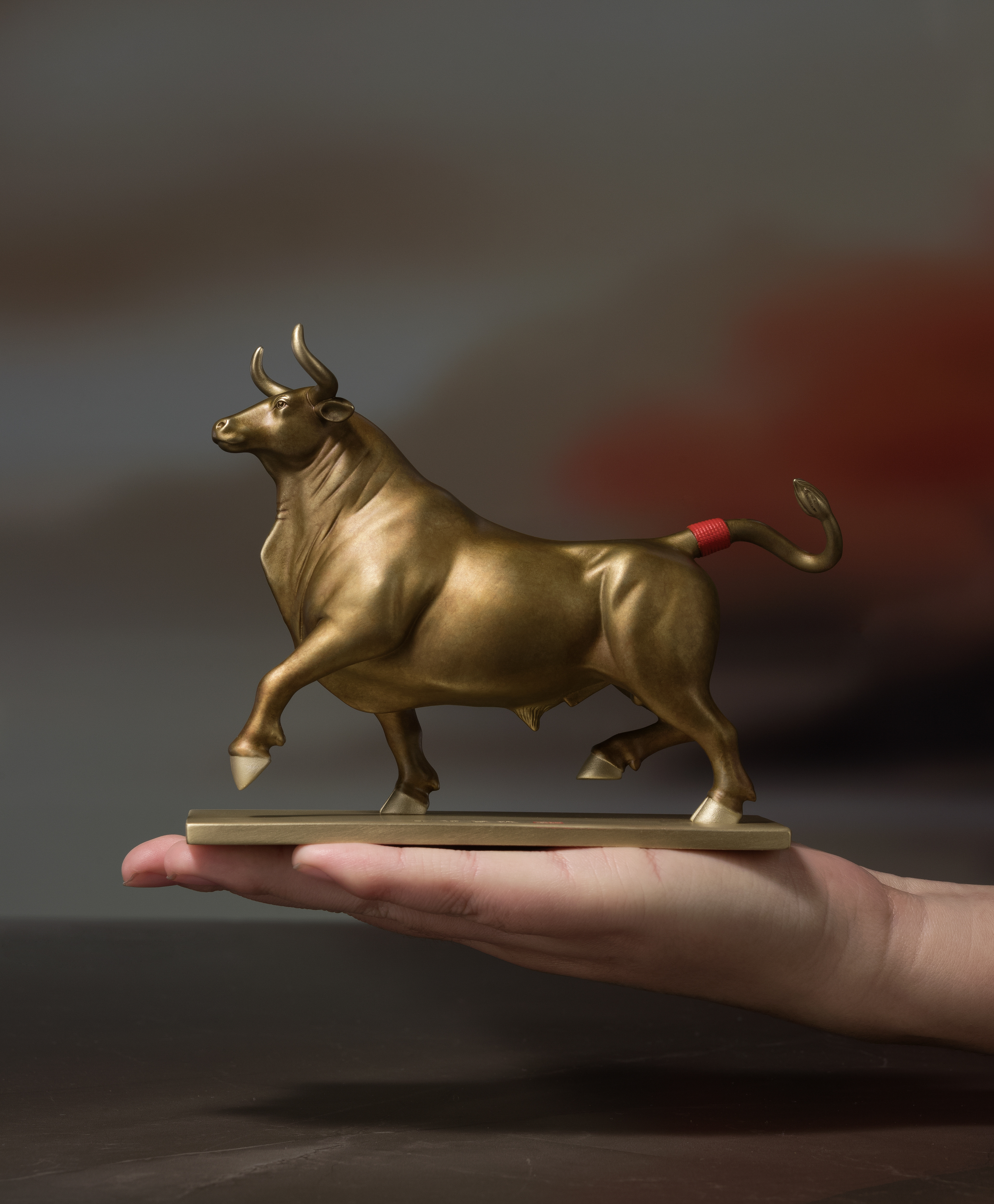 鴻運牛之牛運當頭