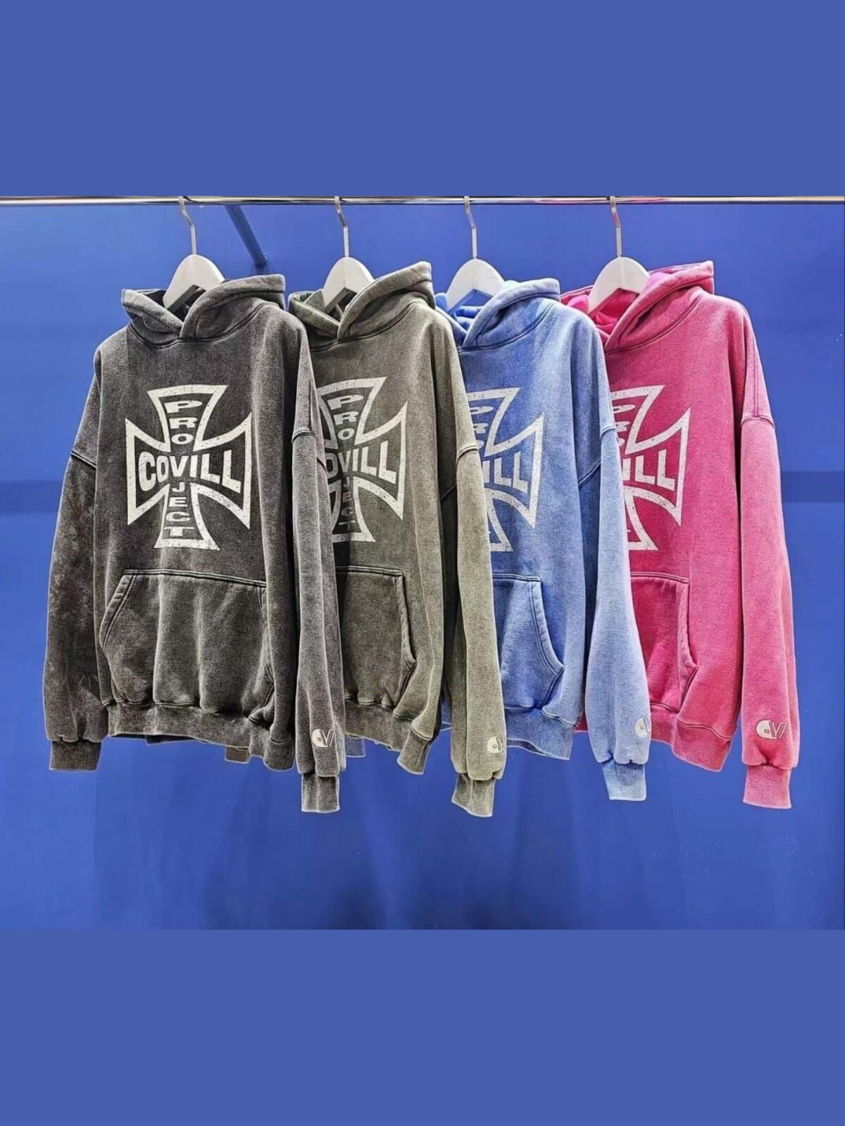 洗水英文字圖案連帽衛衣(薄抓毛底) COVILL-157T