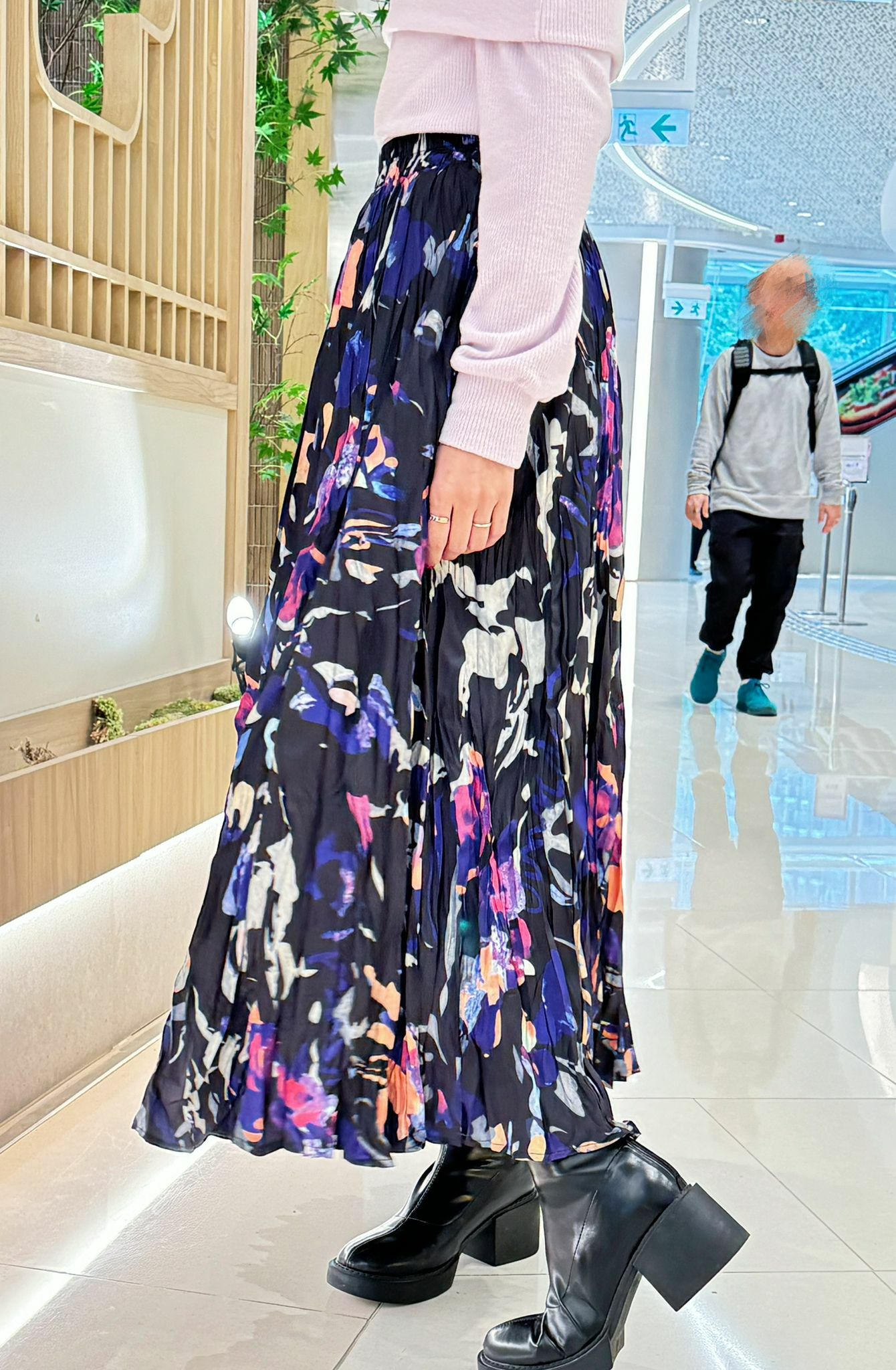 SK#6804🤍萬花筒般的皺摺裙