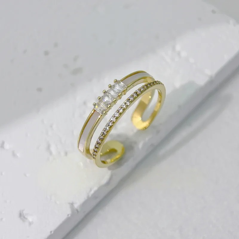 雙圈母貝搭線鑽戒指