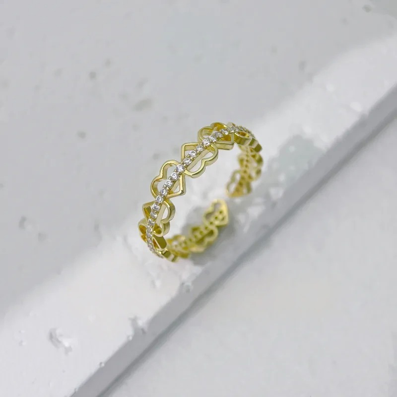 簍空愛心線鑽戒指