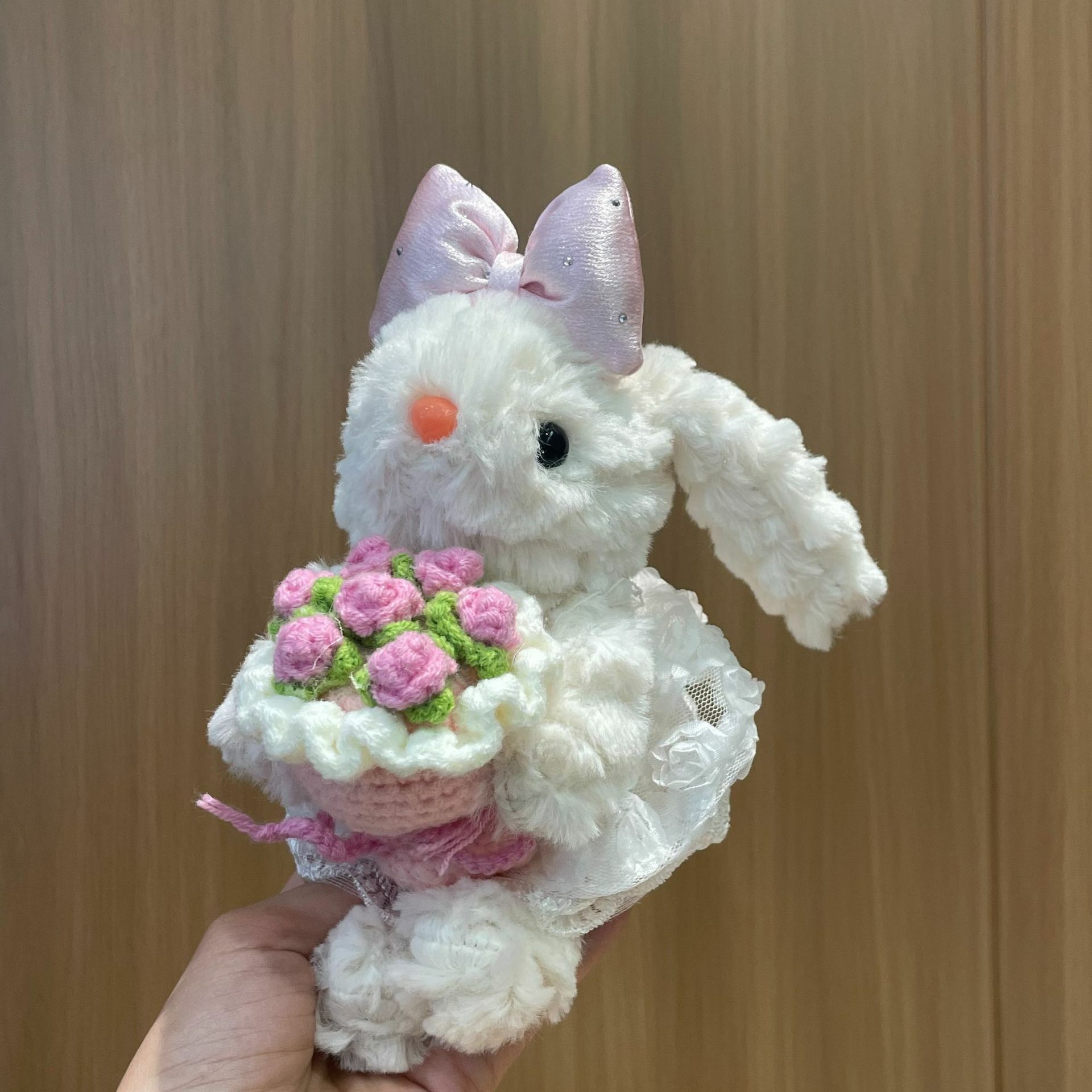 《5542》垂耳兔甜美花束毛絨吊飾
