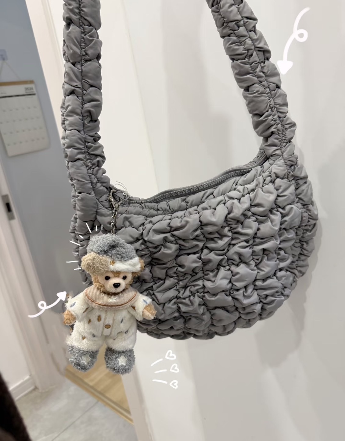 #部分現貨 COS QUILTED OVERSIZED SHOULDER BAG 斜挎 雲朵包 灰色