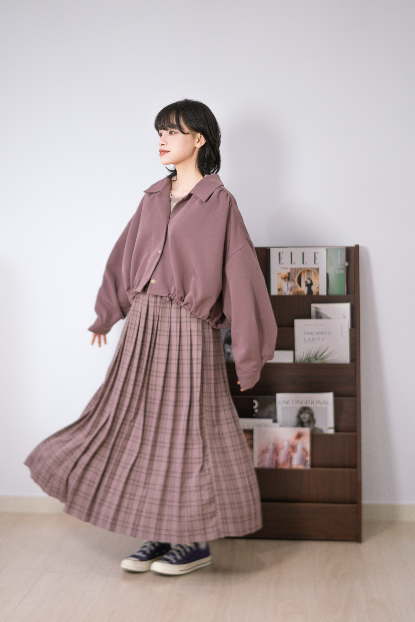 粉和藍色都好看 ！灰調格仔百褶長裙 ～ SK44358