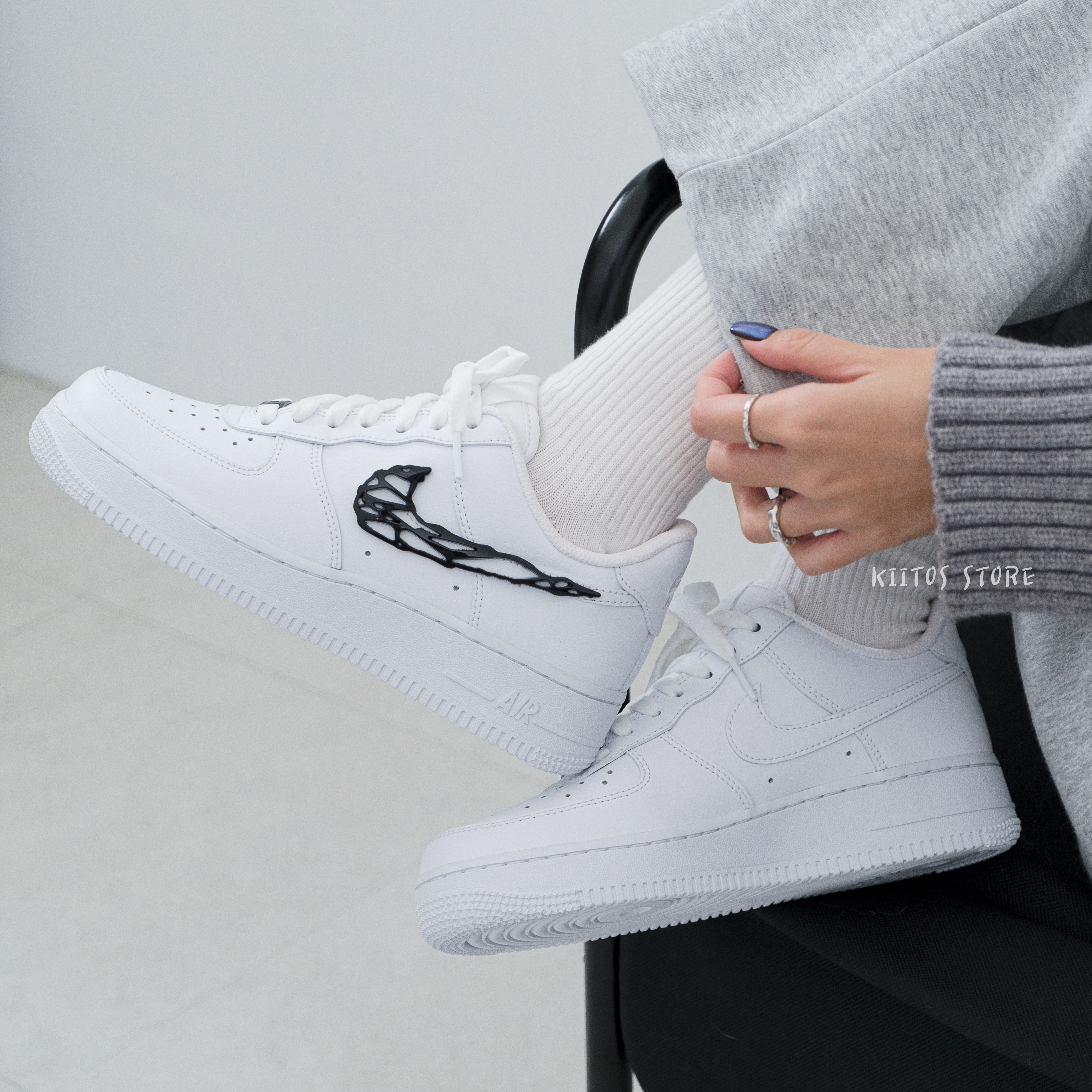 Nike Air Force 1 Low "Liquid Metal Swoosh" 溶解液態黑 金屬黑勾 IF1686-101