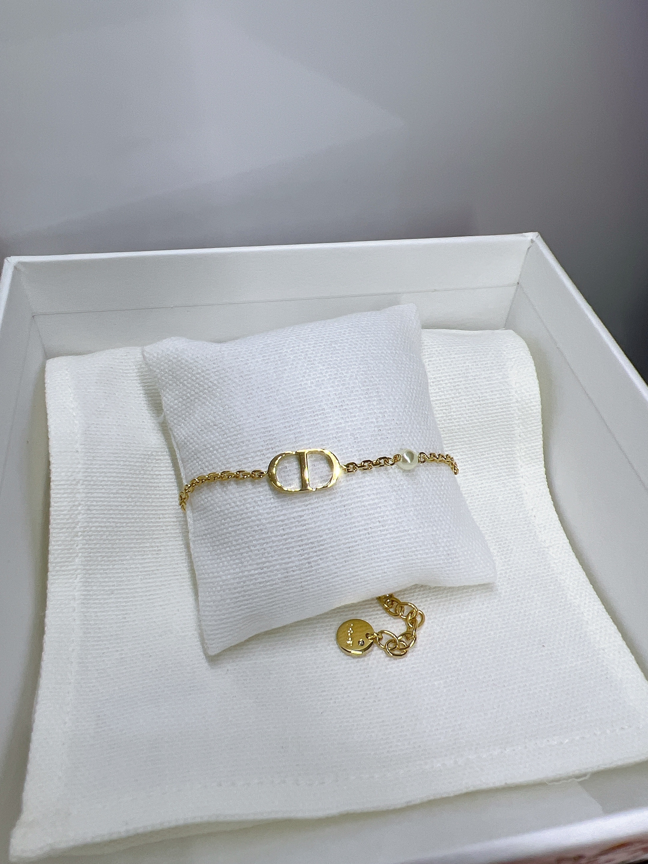 Dior petit CD bracelet pearl