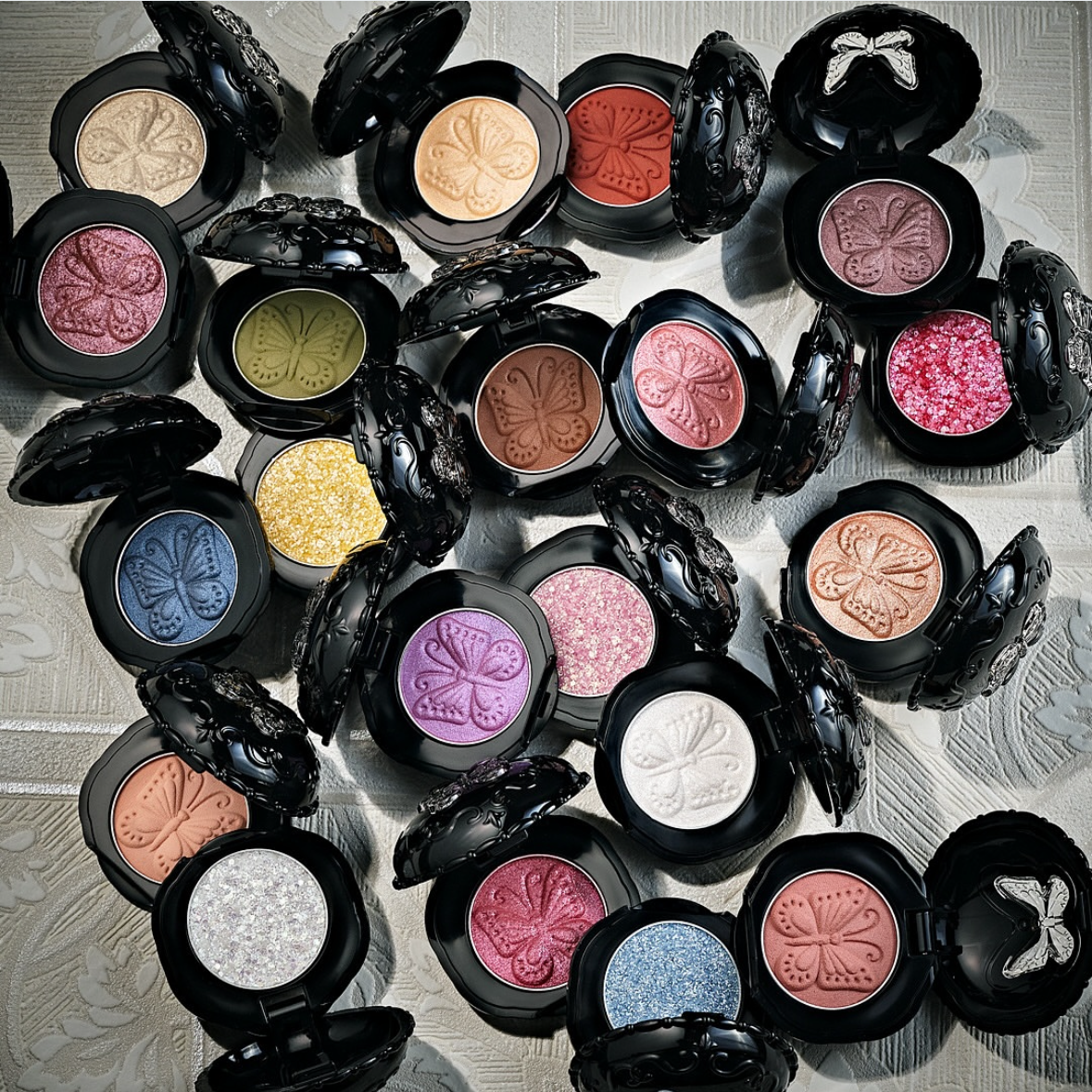 ANNA SUI Shiny Eye Color / Silky Eye Color / Matte Eye Color / Glitter Eye Color