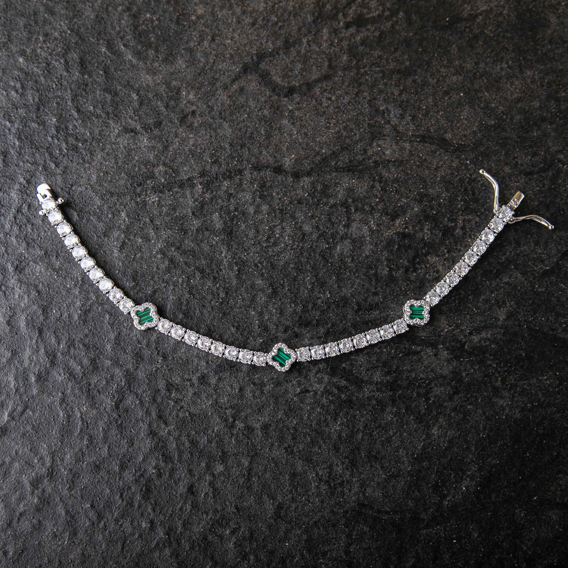 4mm經典單排鑽綠色幸運草網球手鍊