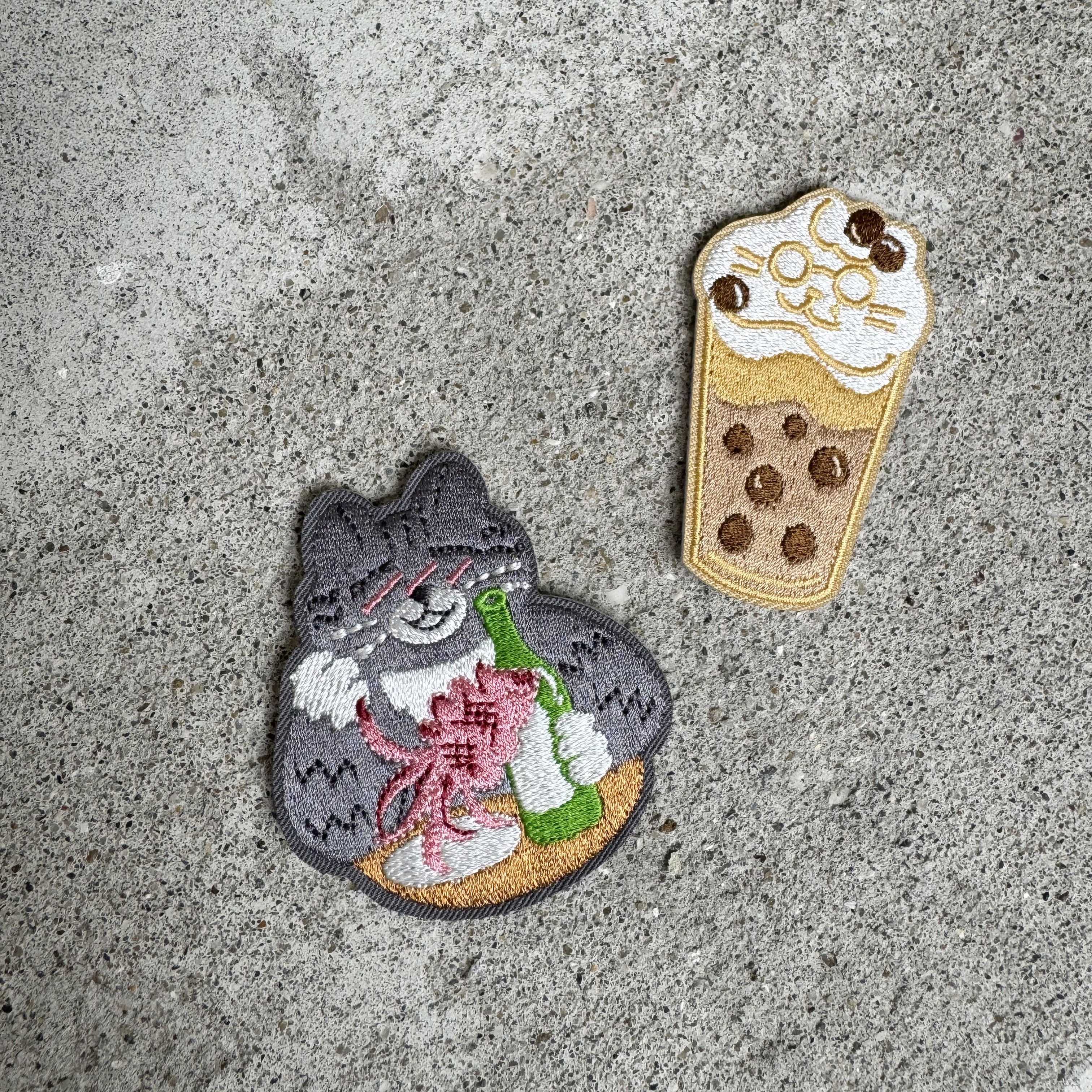 貓咪 貪吃繡片 刺繡燙貼｜三貓俱樂部