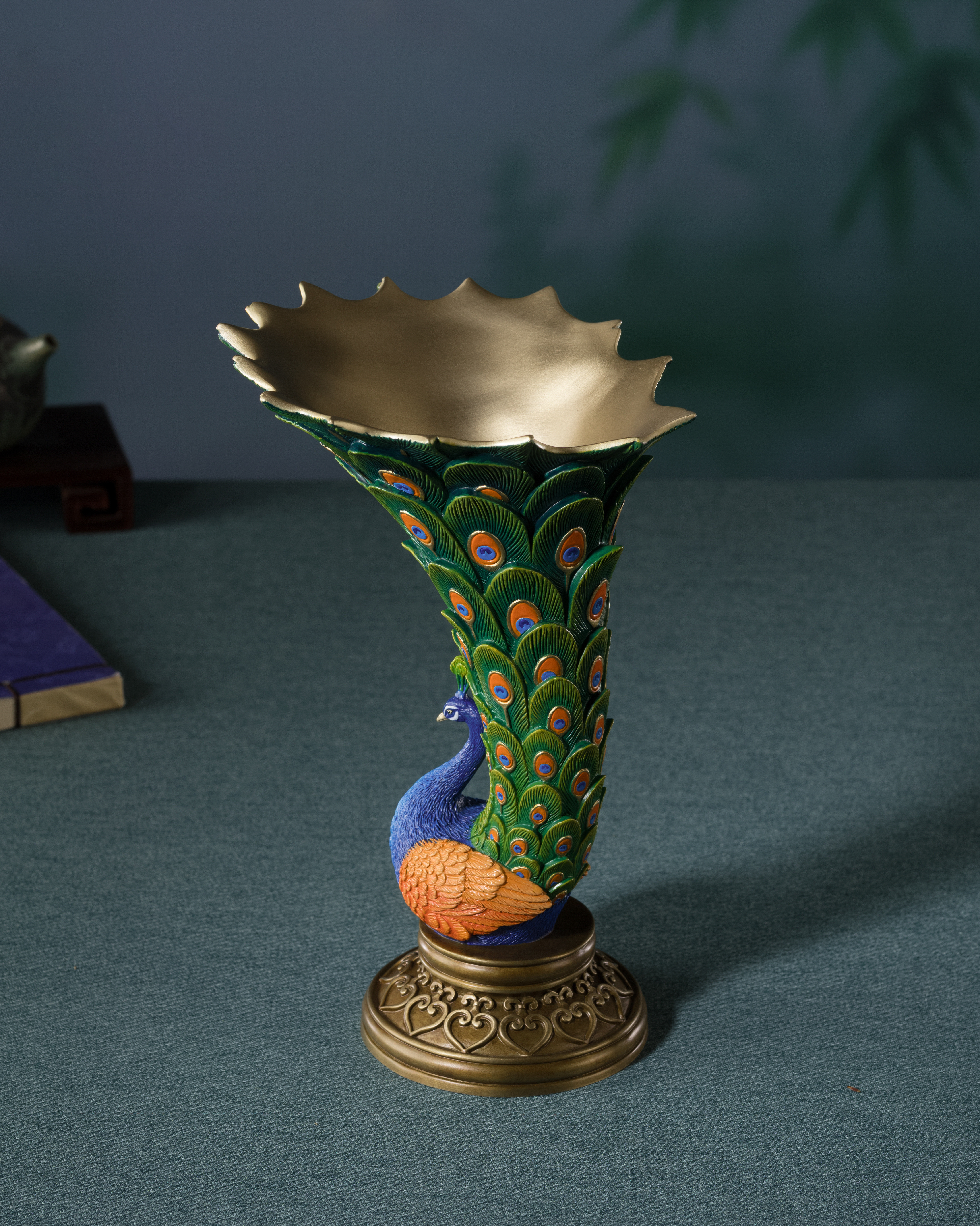 孔雀花瓶｜銅作工藝品