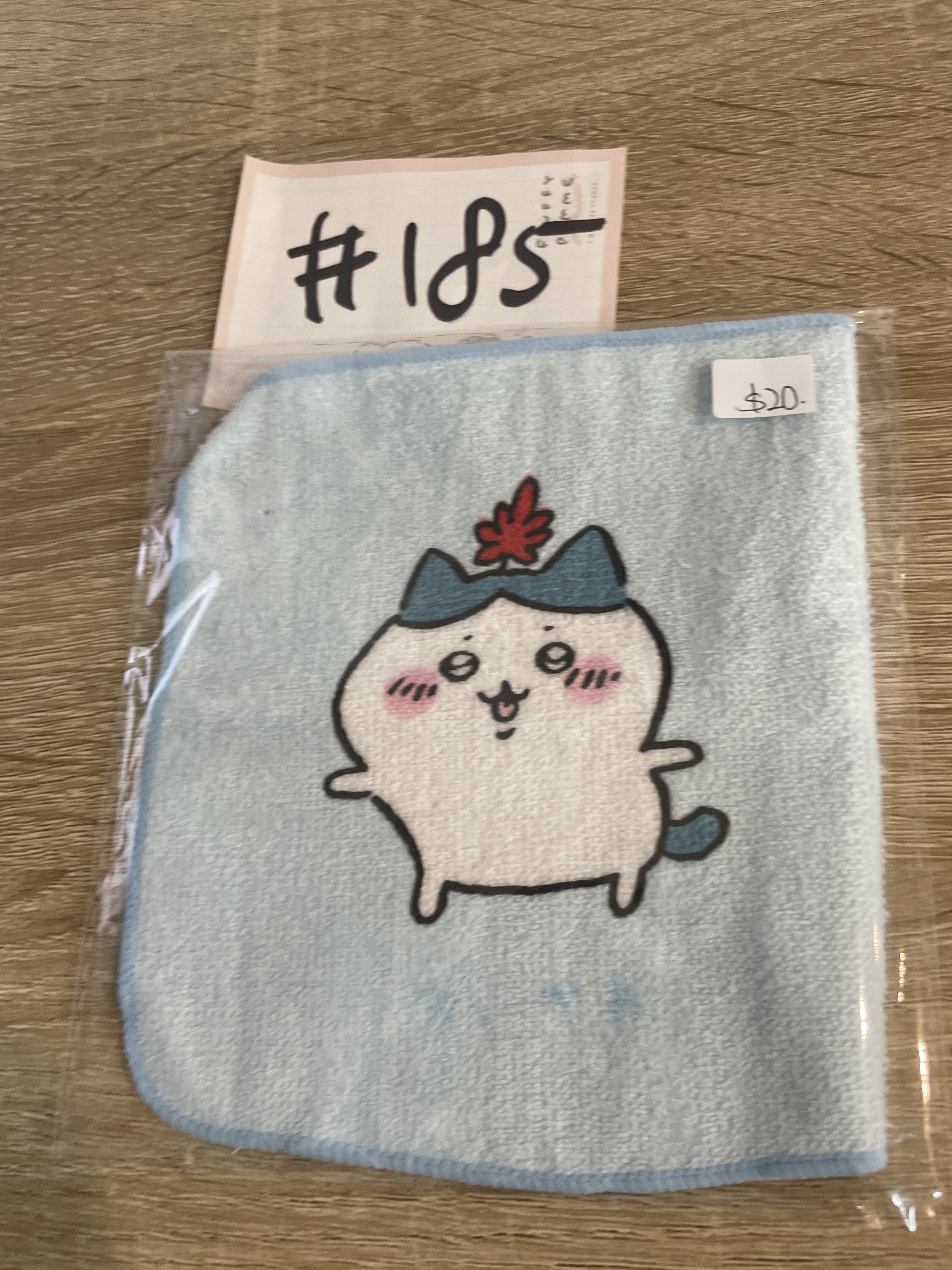 CHIIKAWA 八字貓 手巾 #185