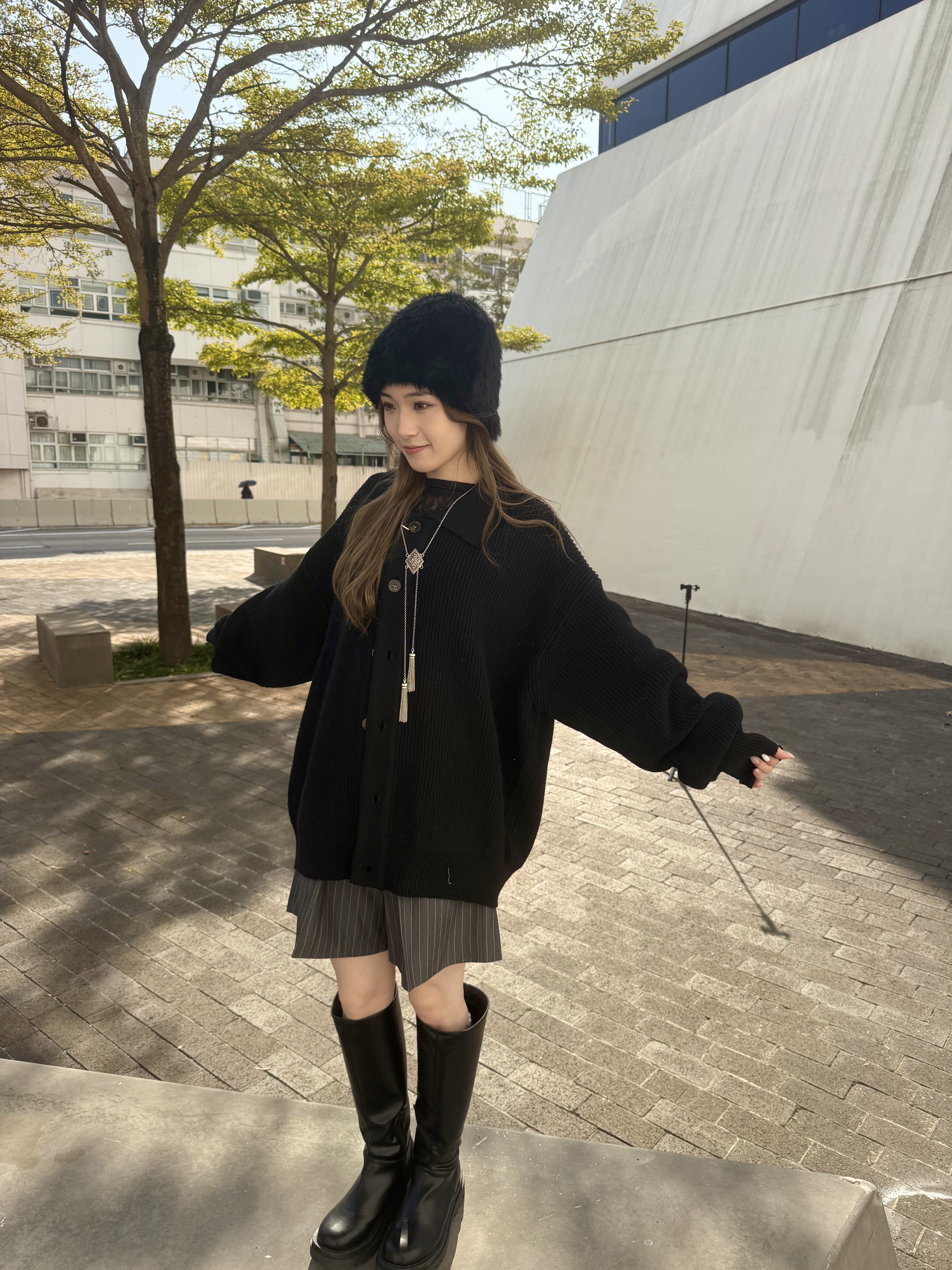 中性反領針織外套