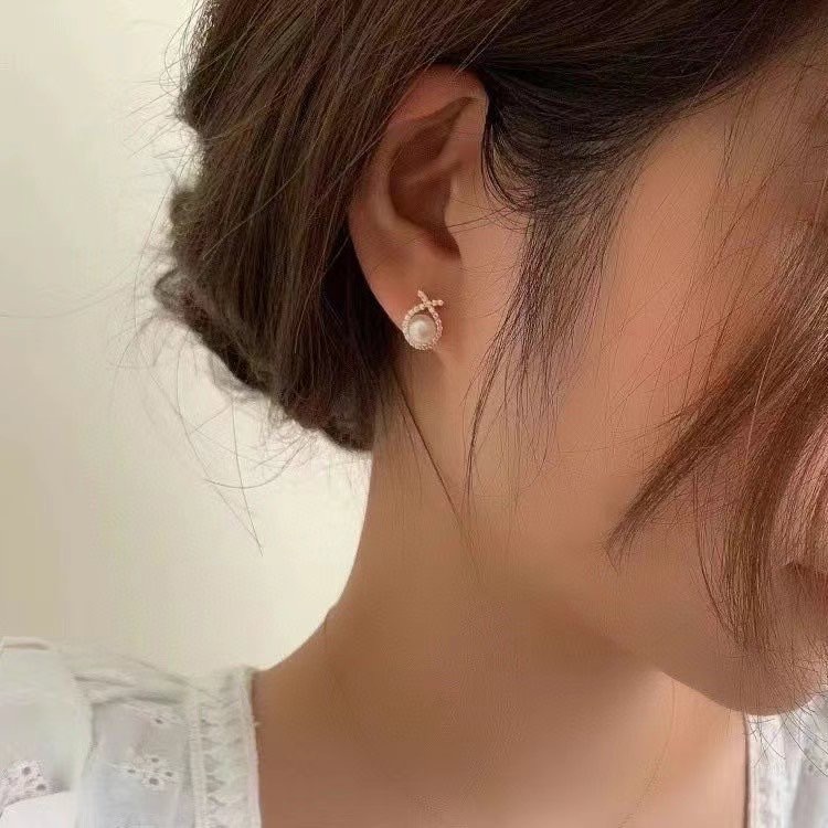 珍珠水鑽耳環