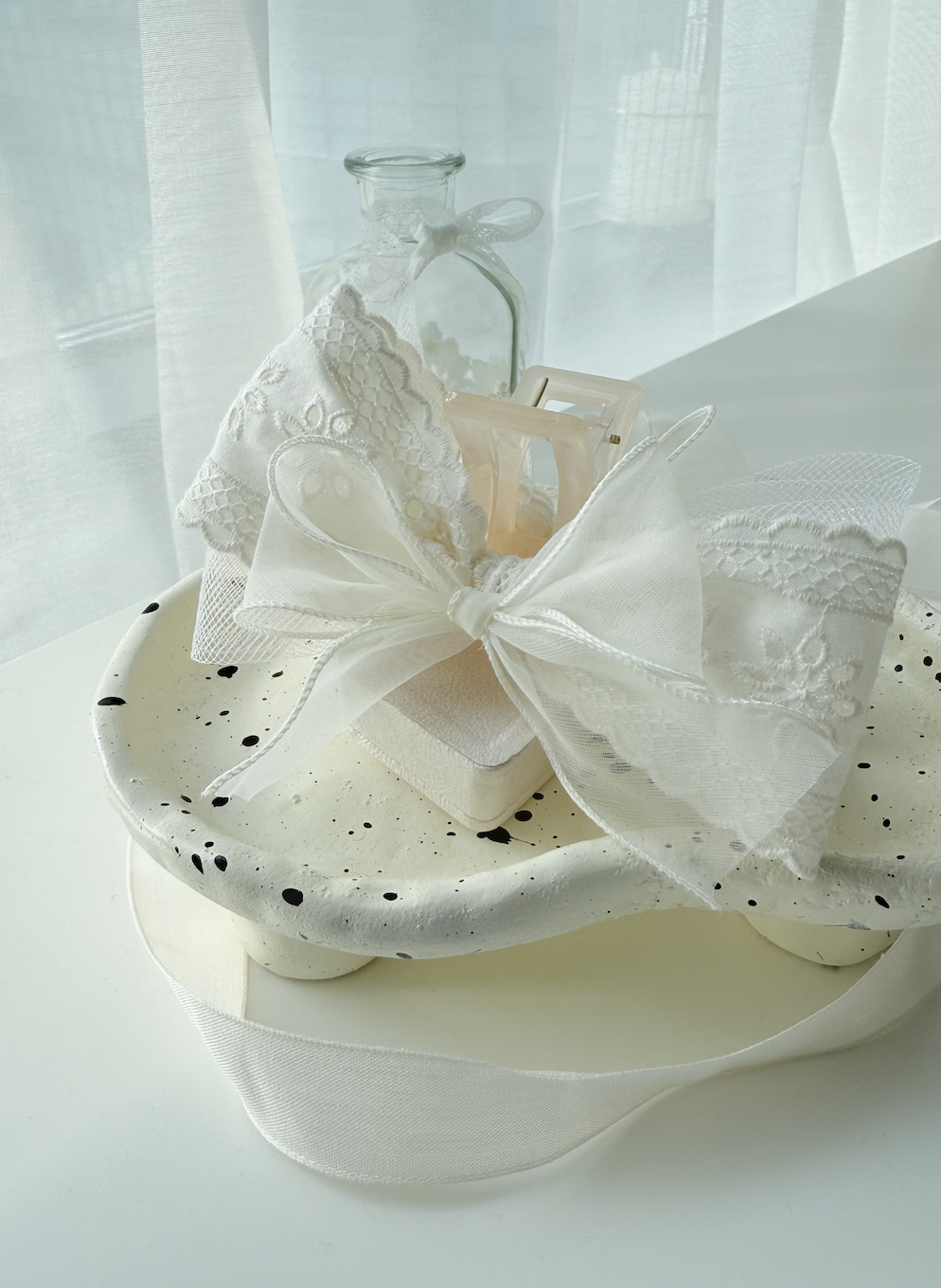 *BJ2 HANDMADE* THE ORCHARD CROCHET CREAM WHITE HAIRCLAW 2025