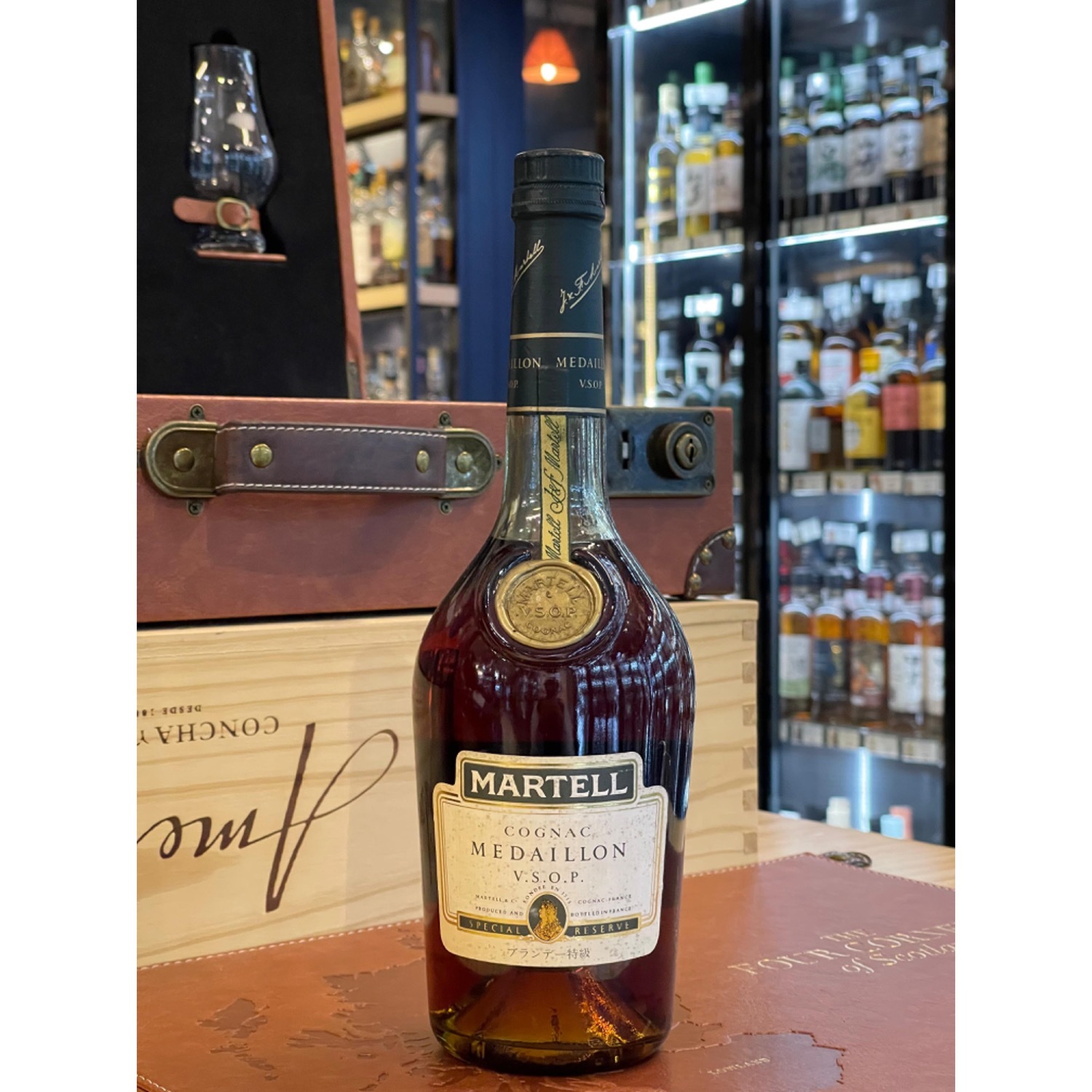 Martell Medaillon VSOP Special Reserve Cognac 1990's