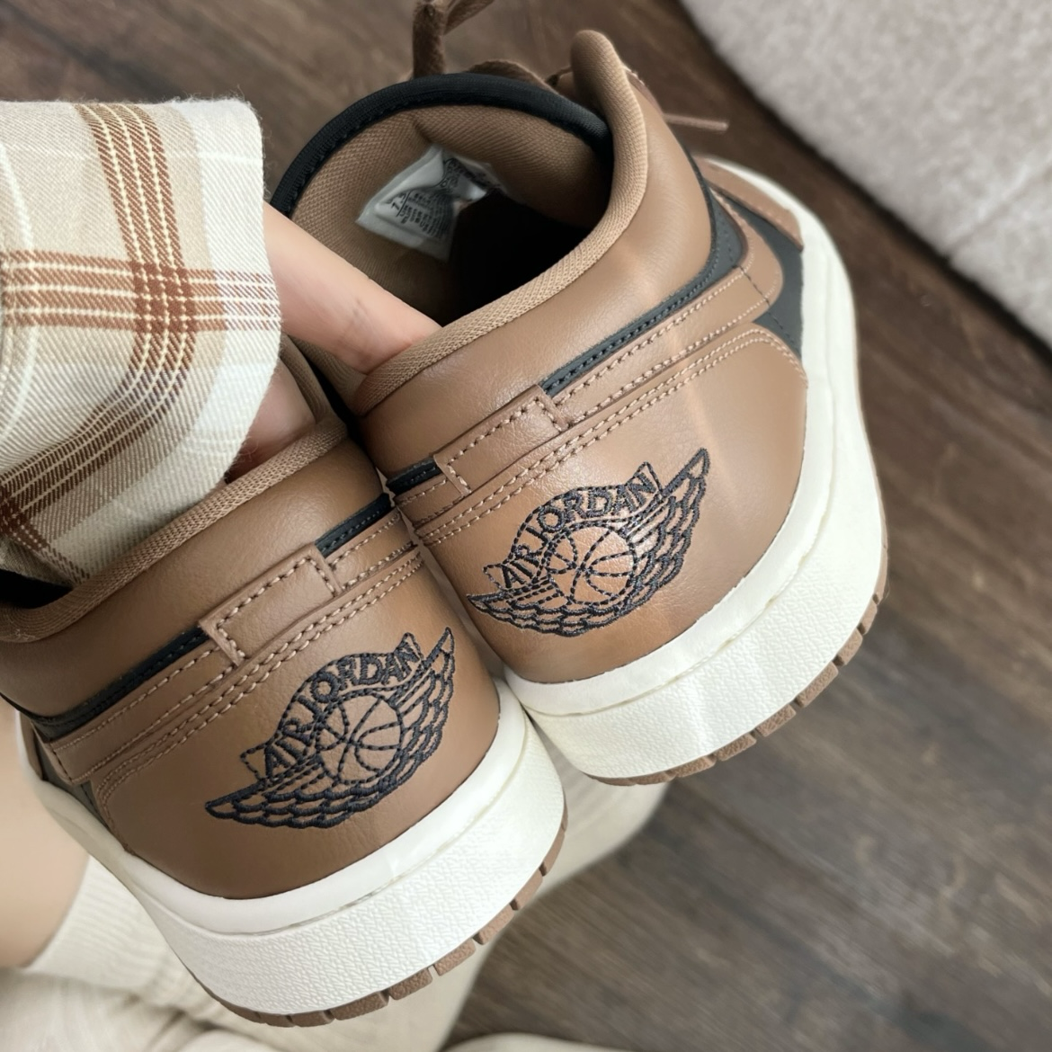 Nike Air Jordan 1 Low Archaeo Brown 黑棕 咖啡 復古 皮革 AJ 摩卡倒鉤平替 低筒休閒鞋