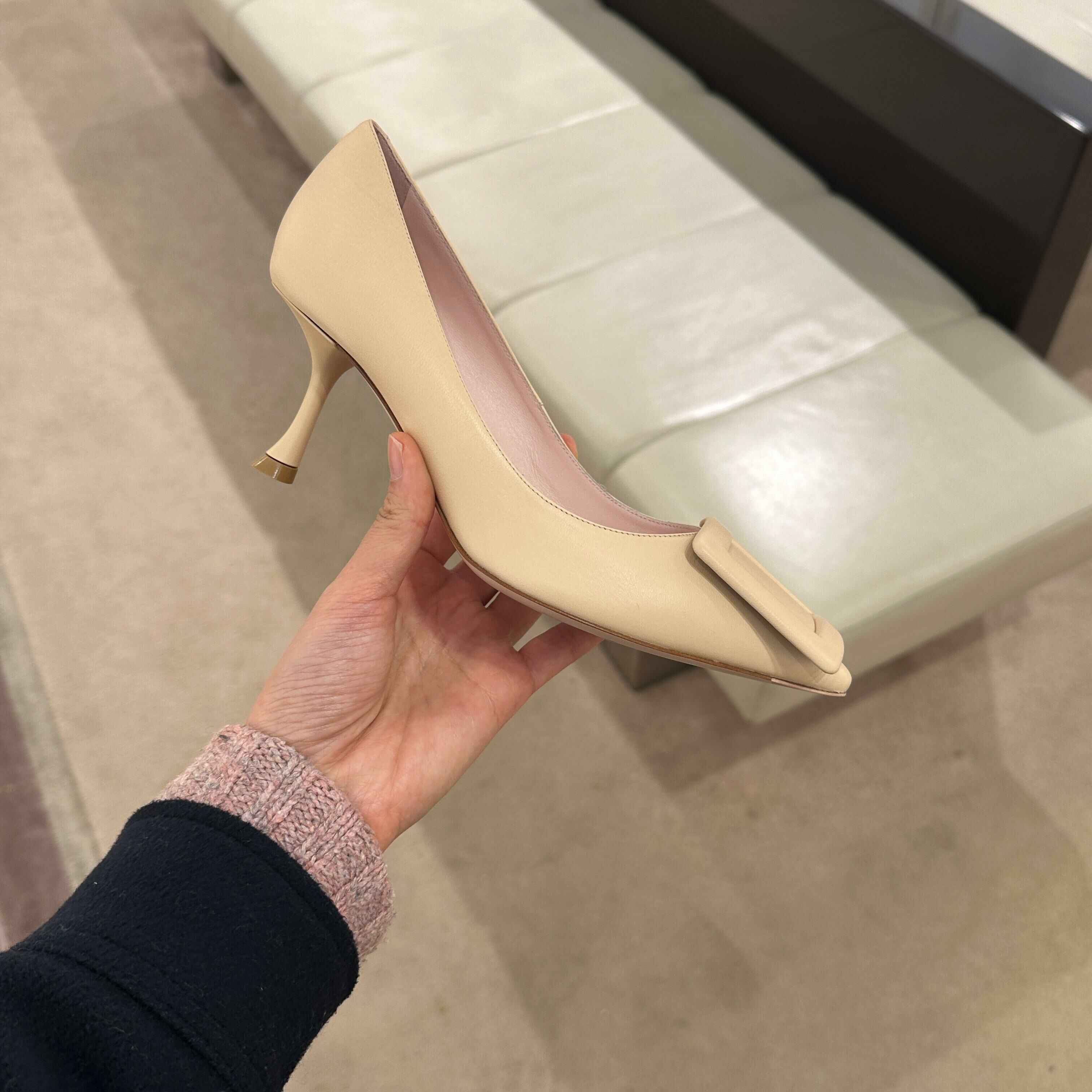 Roger Vivier RV viv in the city heels 65mm nude